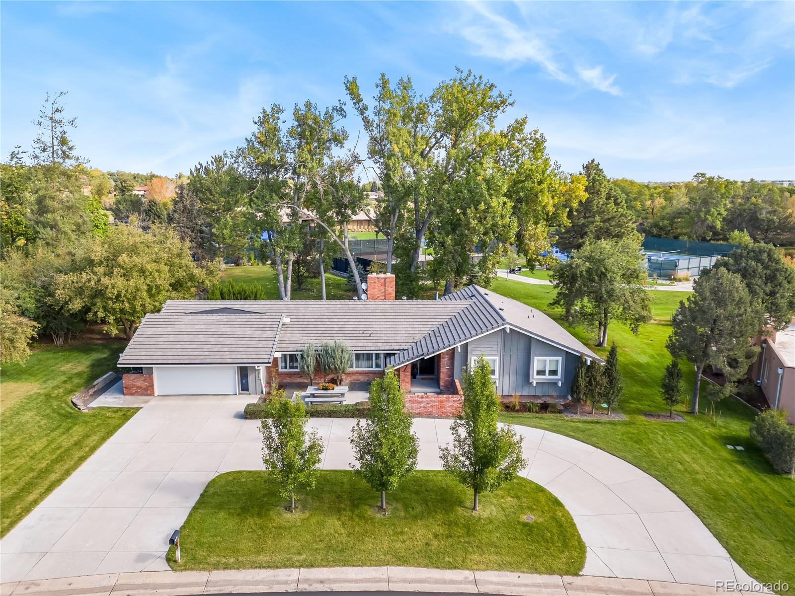 7  Fairway Lane, littleton MLS: 7290419 Beds: 5 Baths: 4 Price: $1,550,000