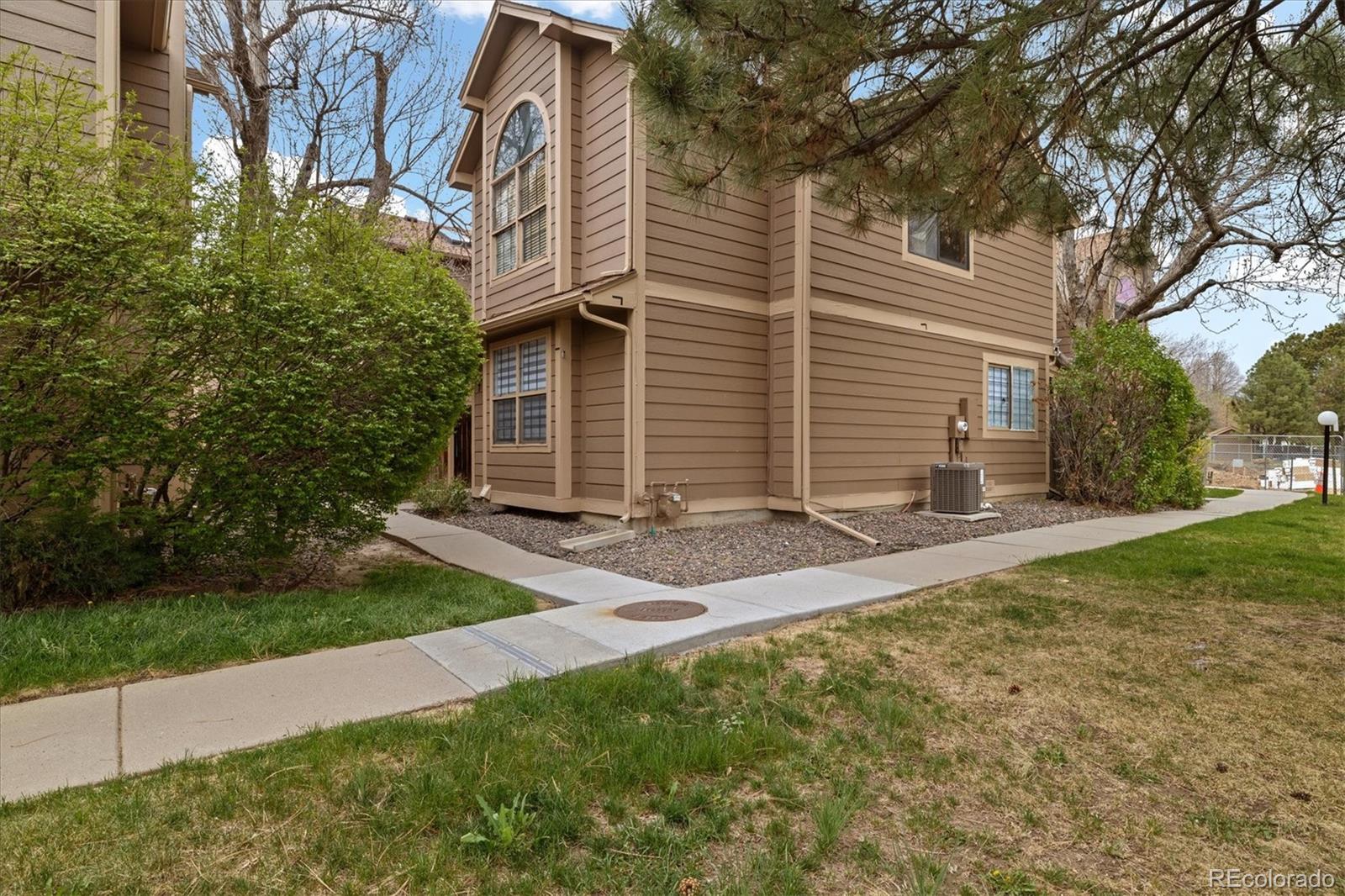 aurora  House Search Picture