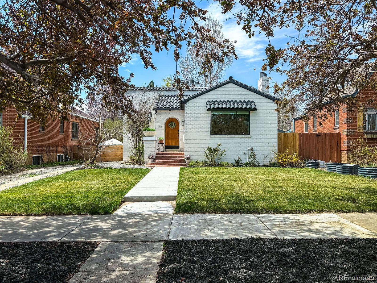 1561  Holly Street, denver MLS: 1738471 Beds: 4 Baths: 3 Price: $975,000