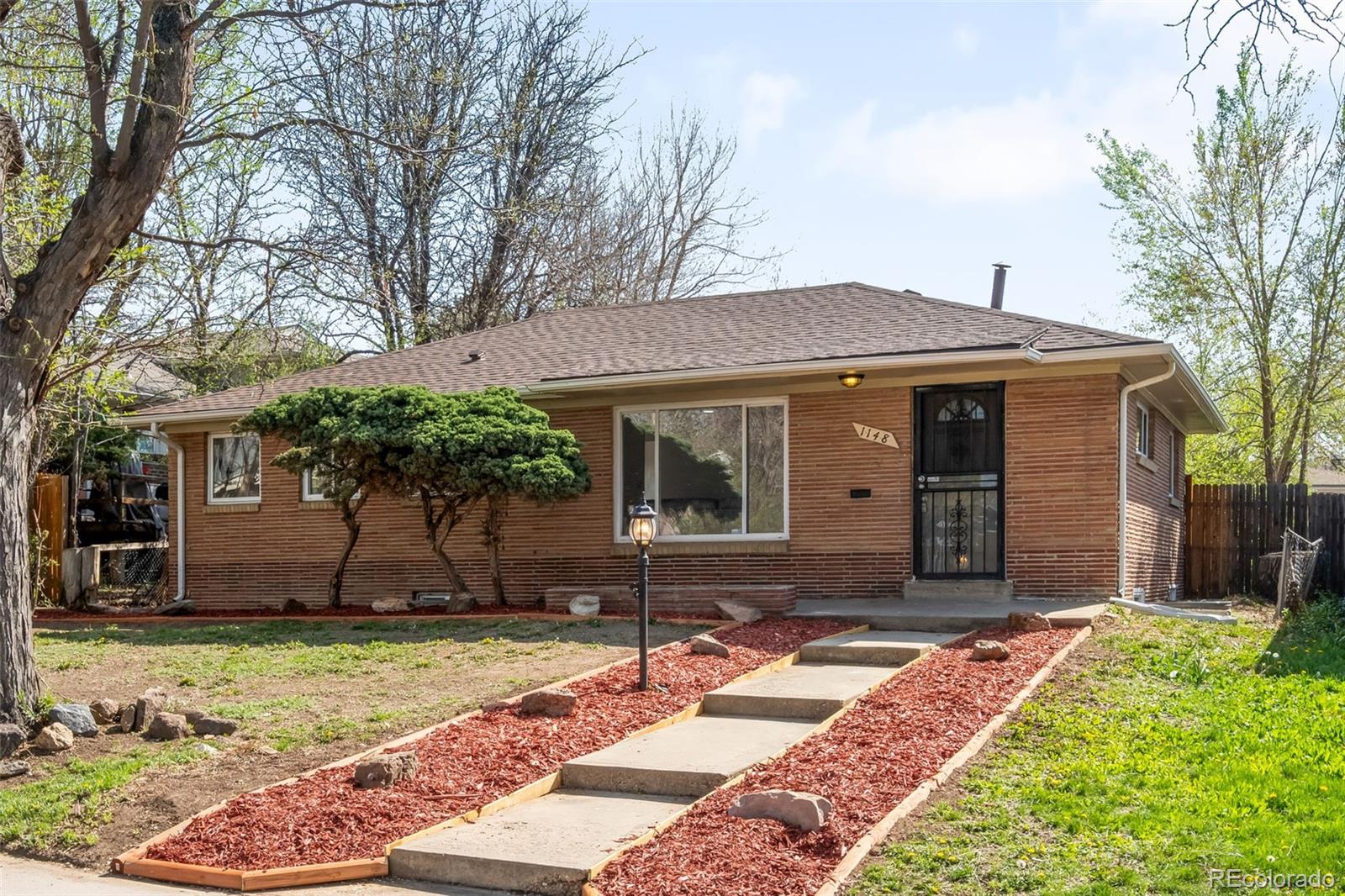 1148 N Clinton Street, aurora MLS: 7522447 Beds: 4 Baths: 2 Price: $465,000