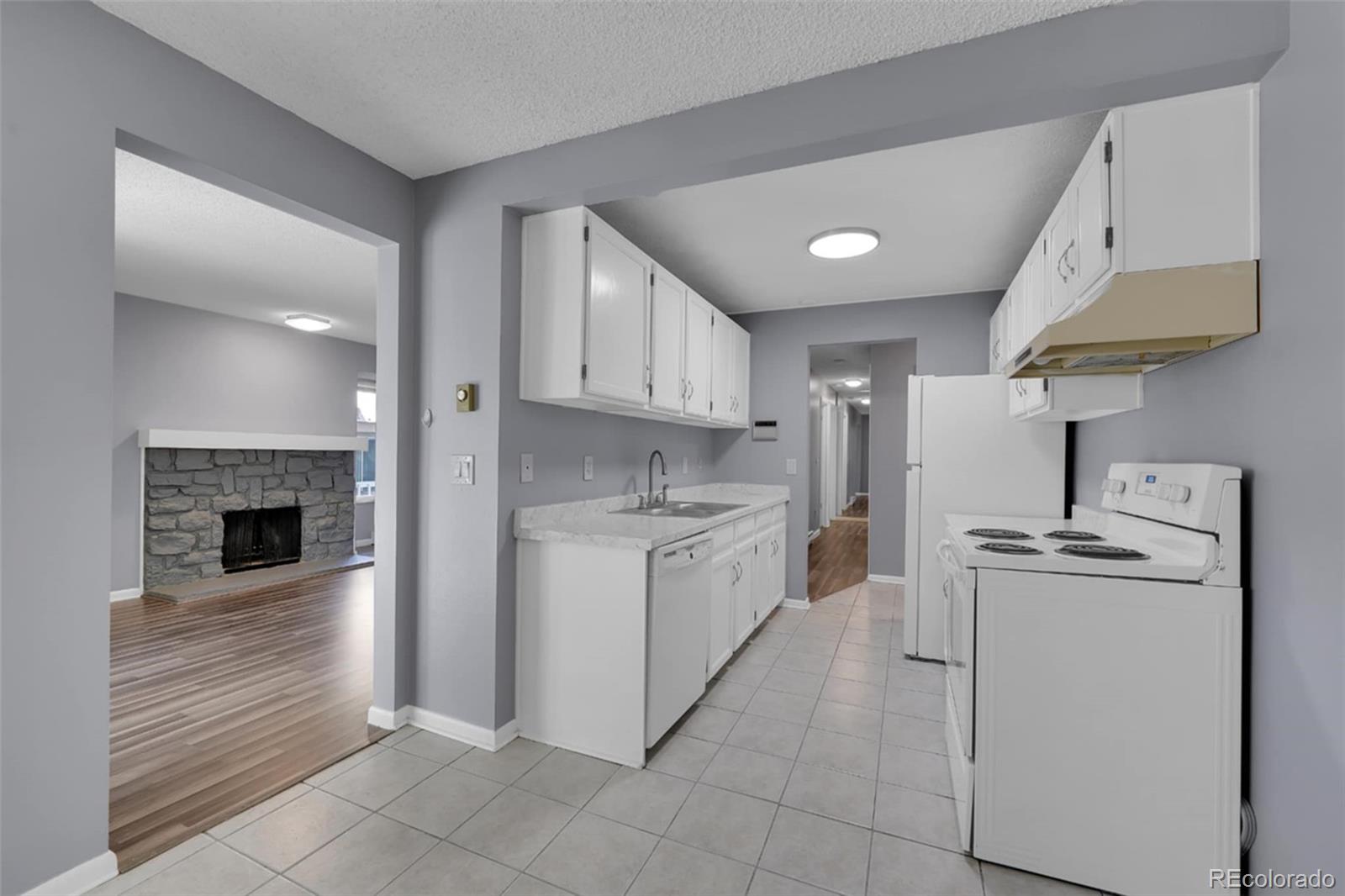 4064 S Atchison Way, aurora  House Search MLS Picture