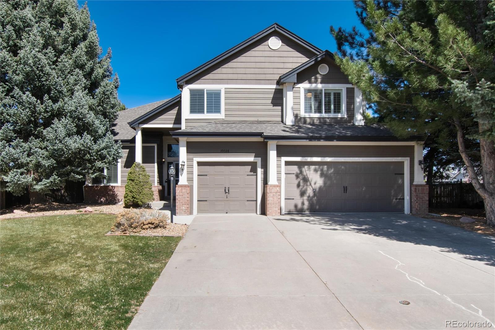 10028  Chelmsford Terrace, parker MLS: 5096074 Beds: 4 Baths: 3 Price: $730,000