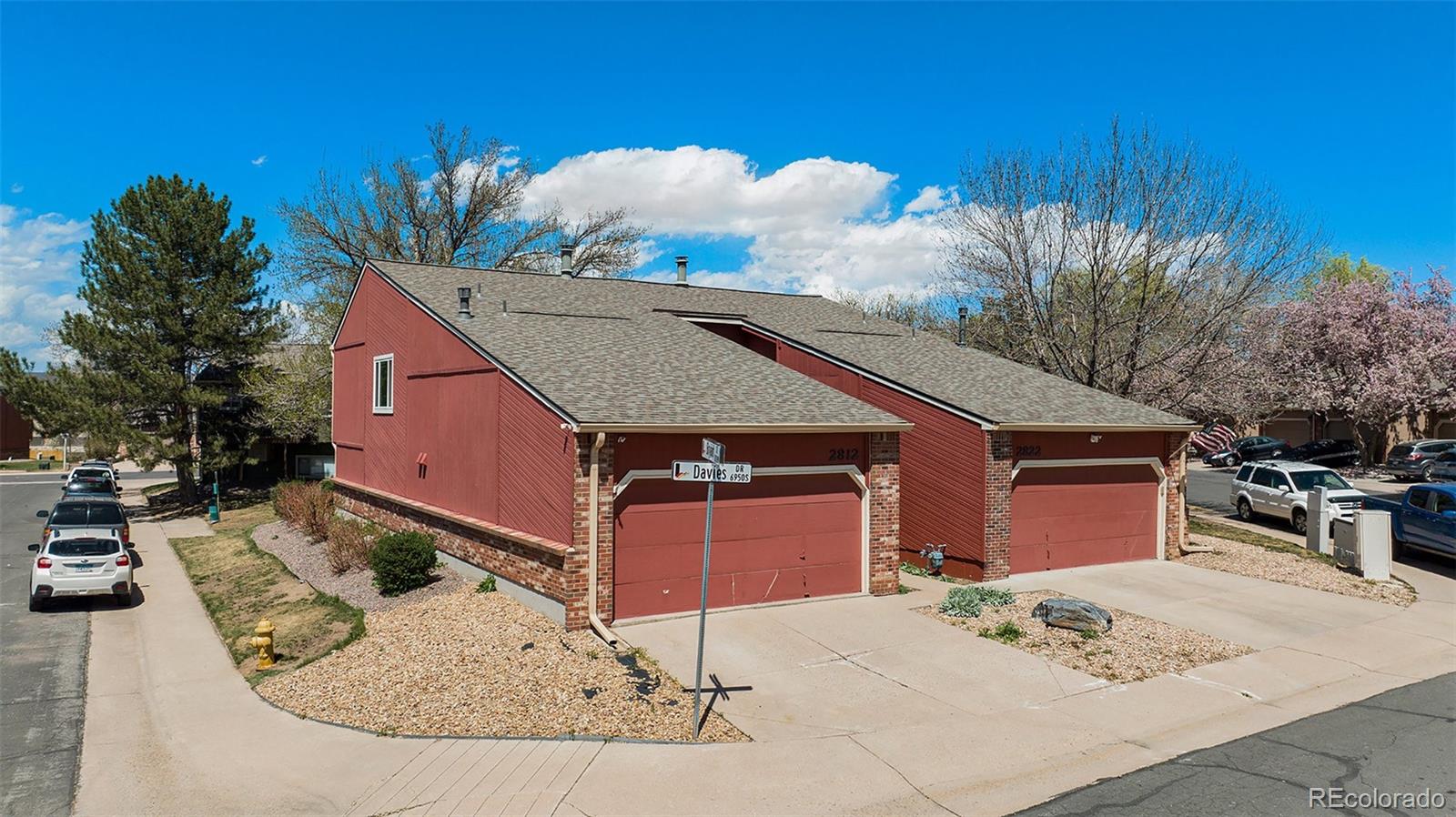 2812 W Davies Drive, littleton MLS: 2874204 Beds: 2 Baths: 2 Price: $510,000