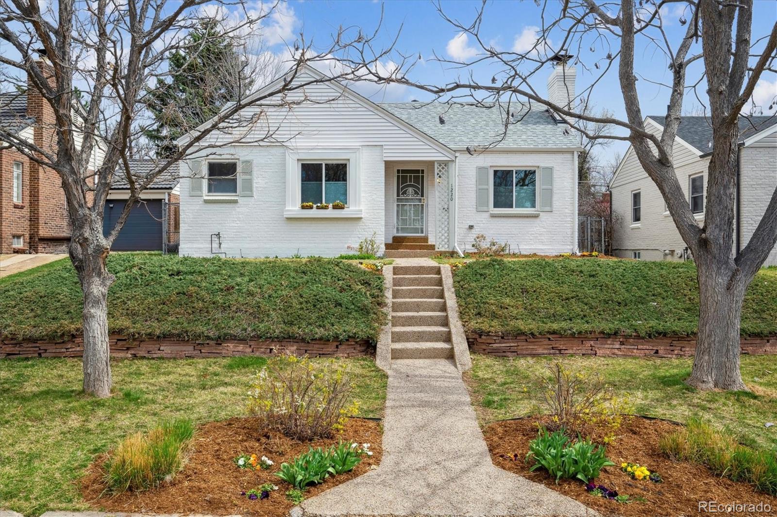 1220  Magnolia Street, denver MLS: 4334071 Beds: 3 Baths: 2 Price: $814,900