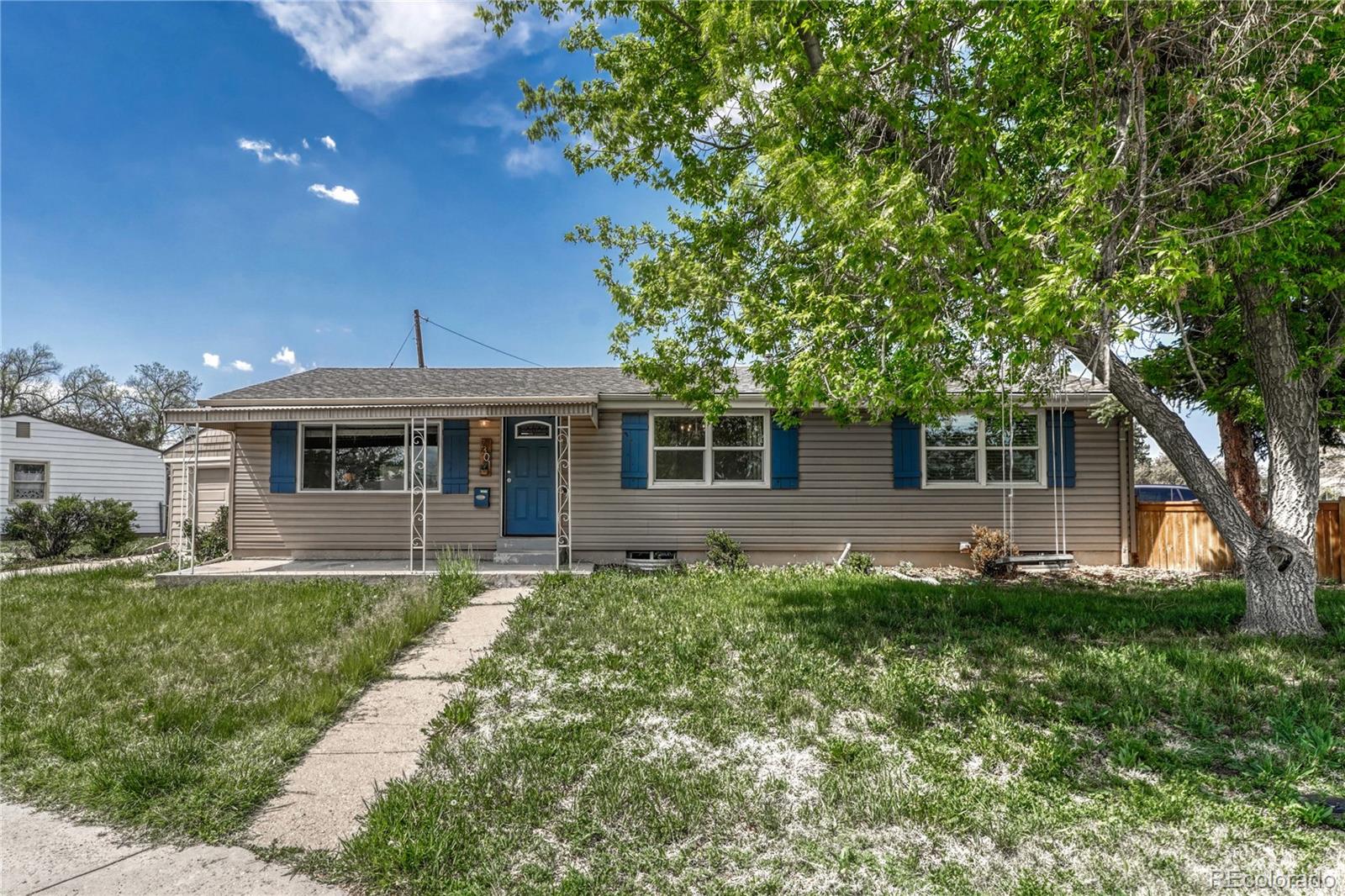 7301  Dale Court, westminster MLS: 1568188 Beds: 5 Baths: 2 Price: $534,900