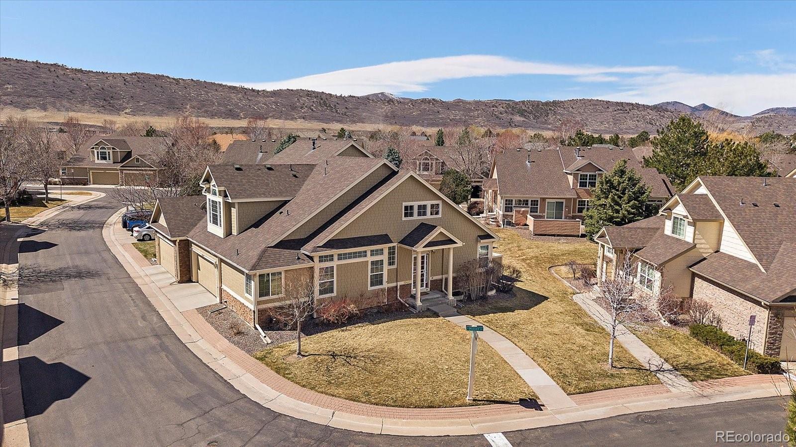 10441 W Remington Drive, littleton MLS: 5882137 Beds: 3 Baths: 4 Price: $625,000