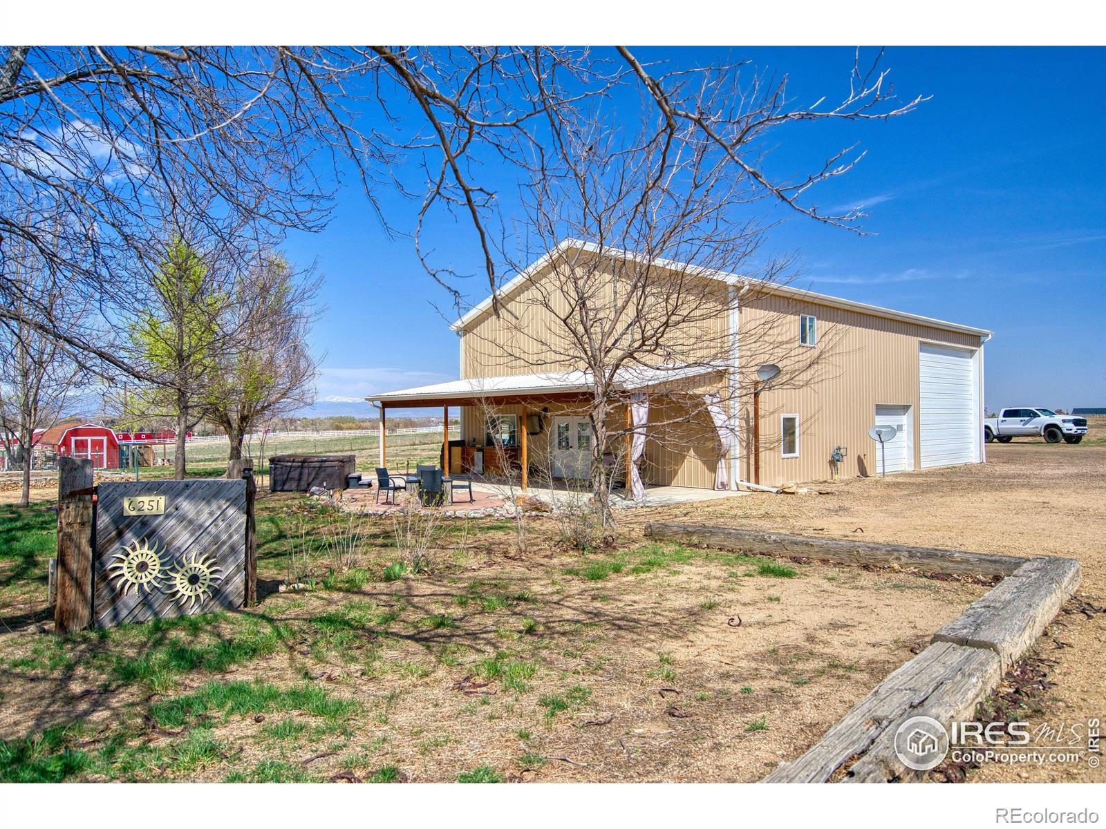 6251  County Road 20 , longmont MLS: 4567891031075 Beds: 2 Baths: 2 Price: $1,199,000