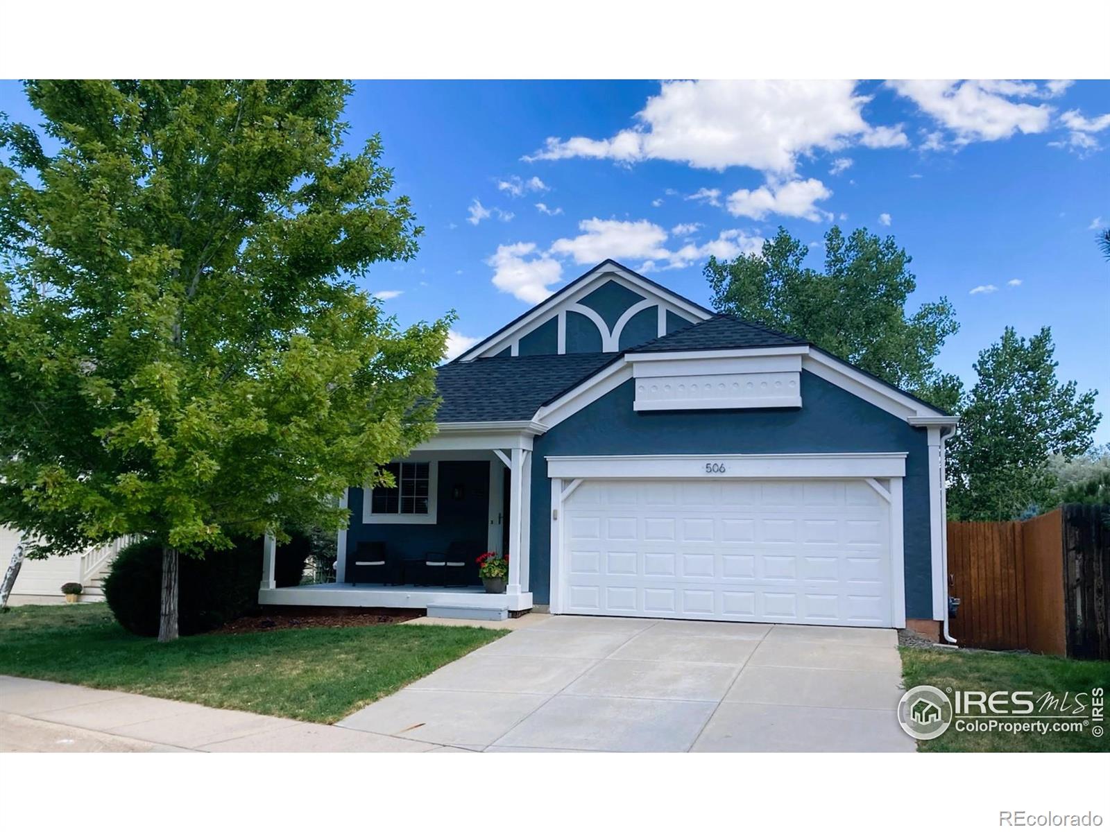 506  Entrada Drive, golden MLS: 4567891031146 Beds: 2 Baths: 2 Price: $749,000