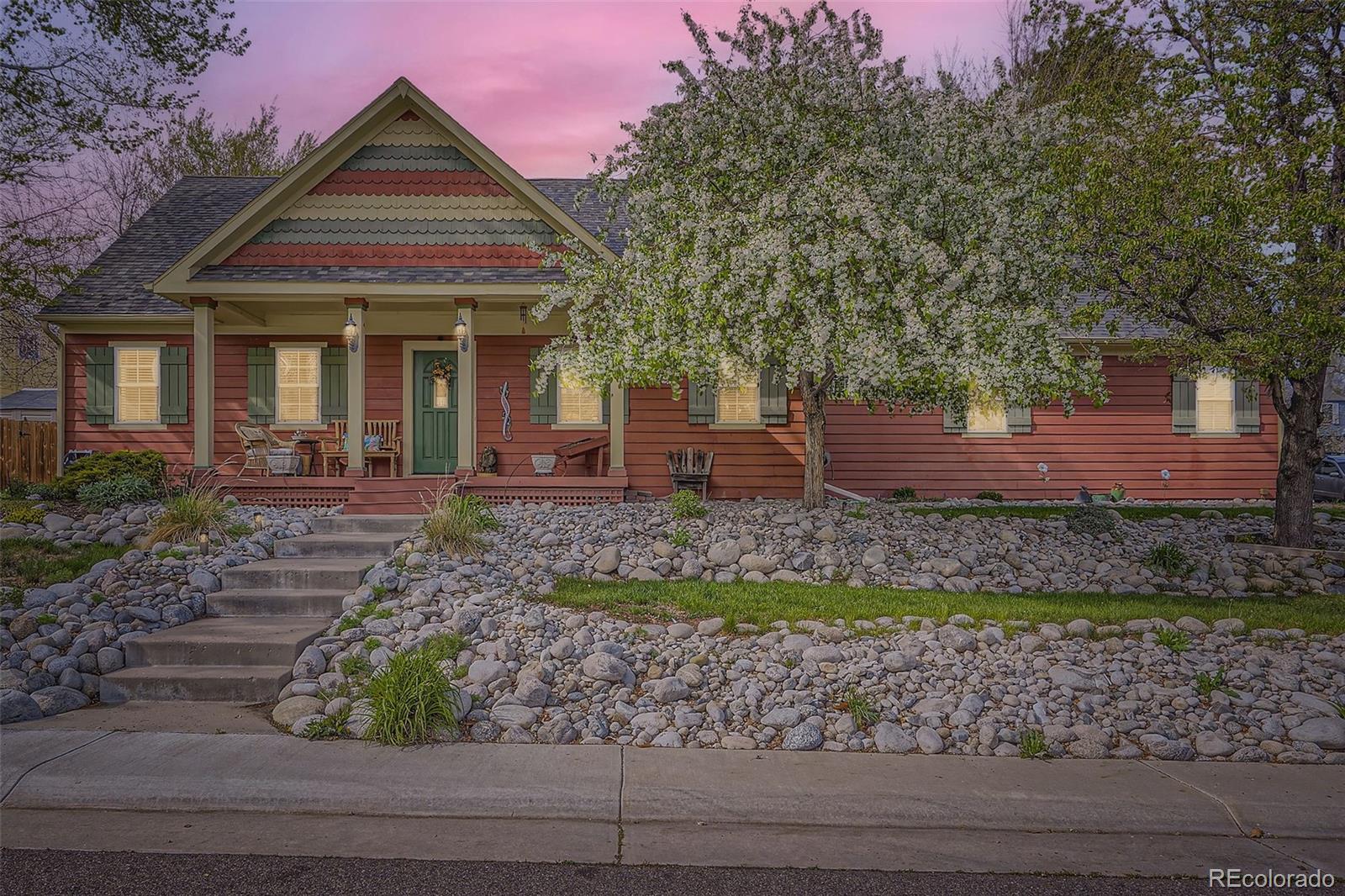 8801 W 65th Avenue, arvada MLS: 1782212 Beds: 4 Baths: 2 Price: $680,000