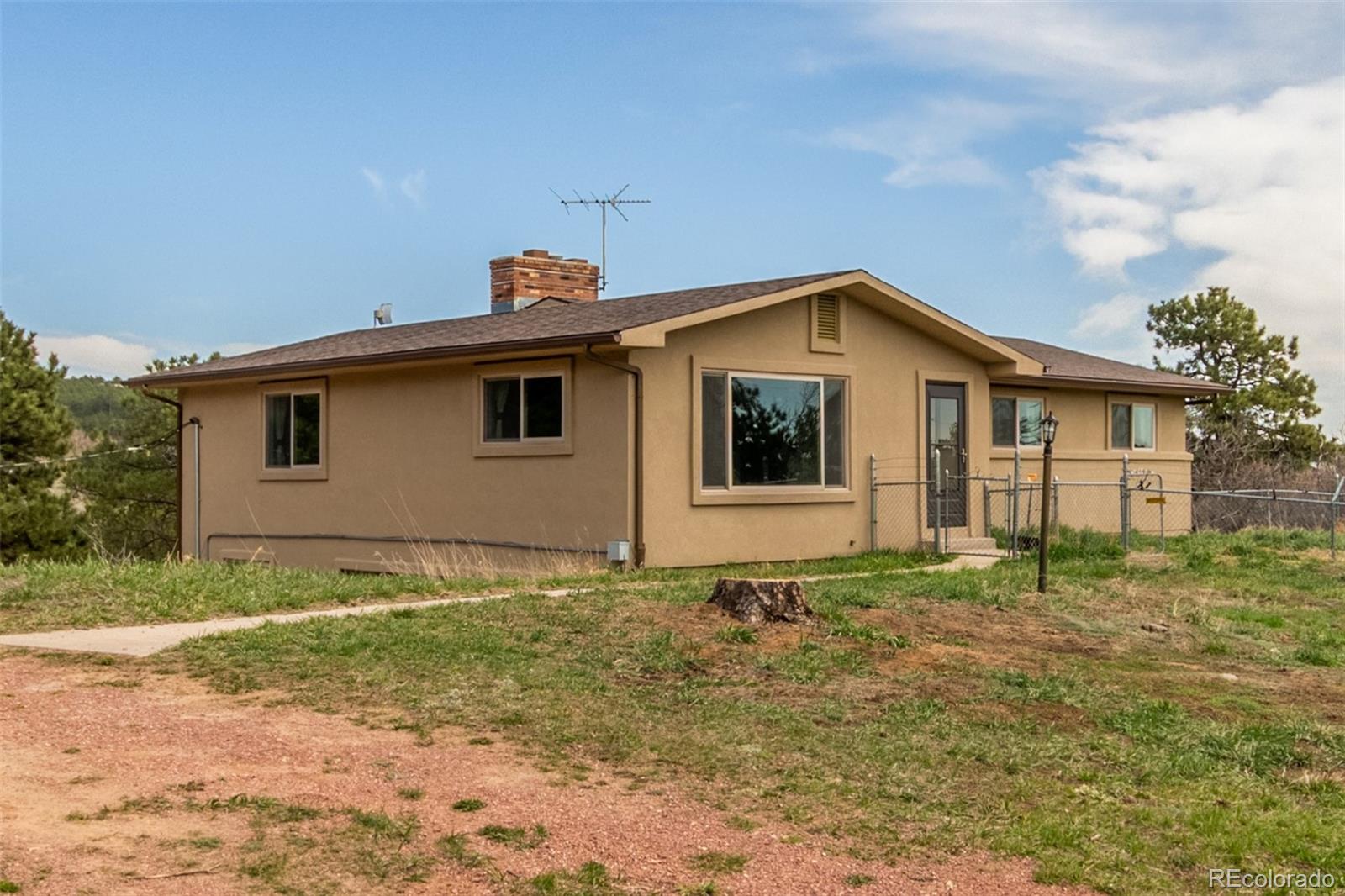 monument  House Search Picture