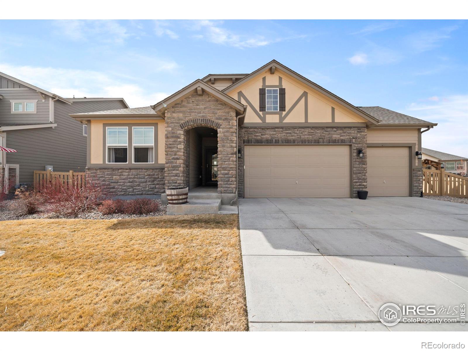 5219  Odessa Lake Street, timnath MLS: 4567891031298 Beds: 4 Baths: 3 Price: $630,000