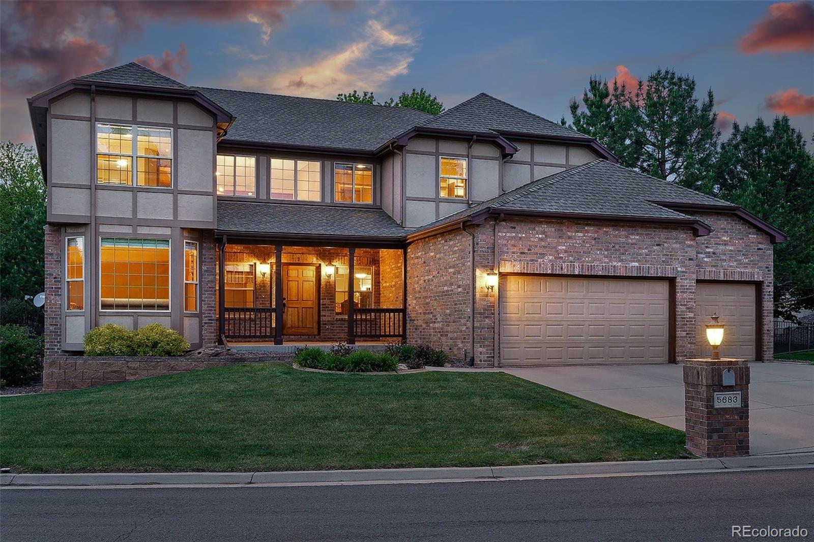5683  Fig Way, arvada MLS: 2903227 Beds: 6 Baths: 4 Price: $1,415,000