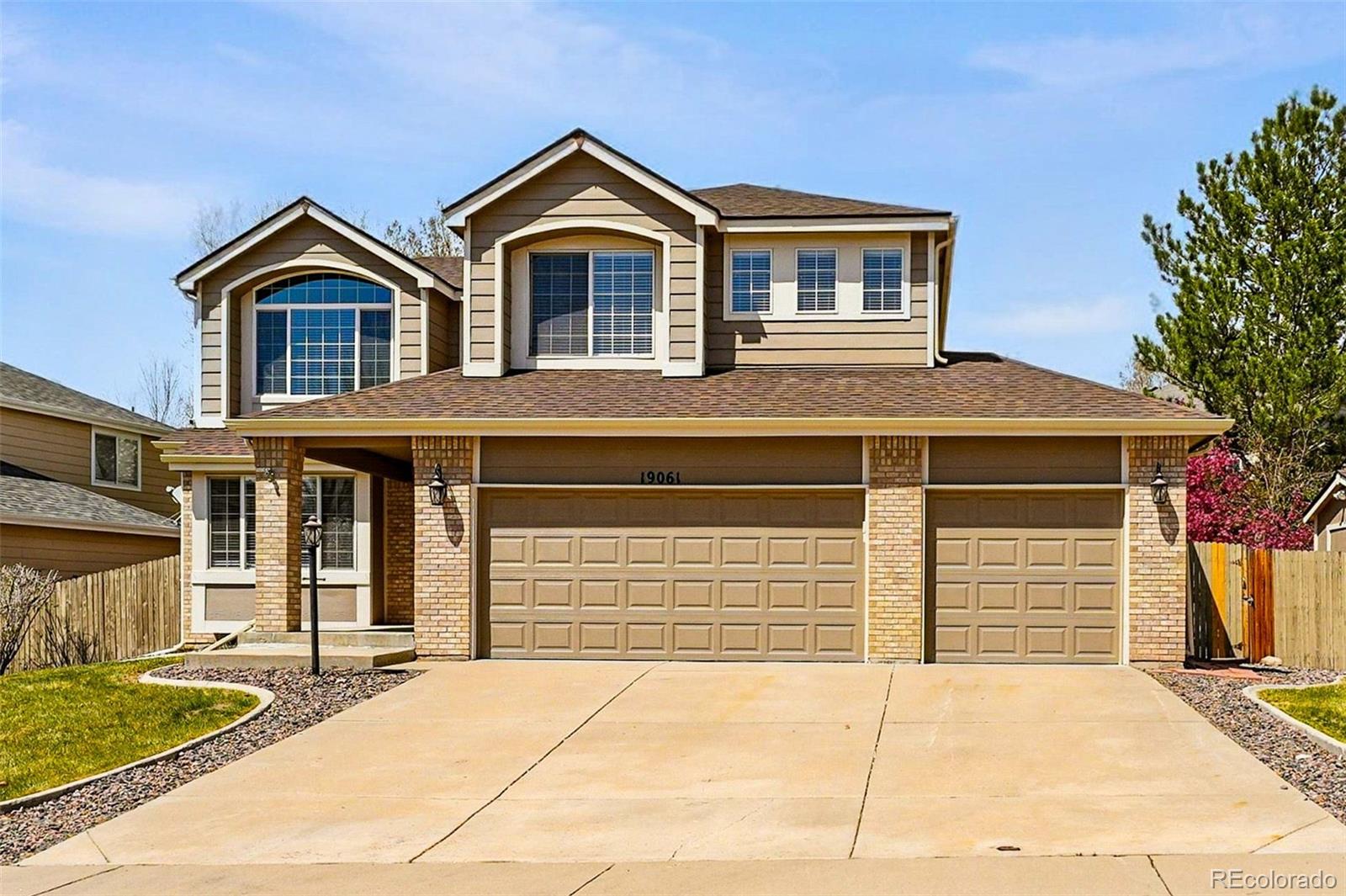 19061 E Powers Place, aurora  House Search MLS Picture
