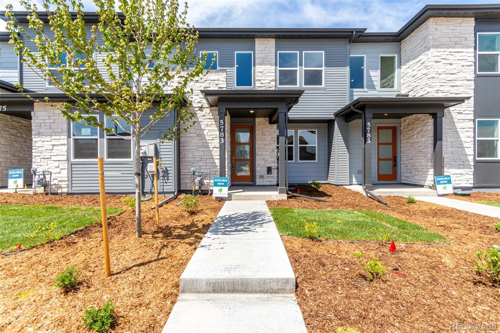 5783 N Jericho Way, aurora MLS: 3518001 Beds: 3 Baths: 3 Price: $449,900