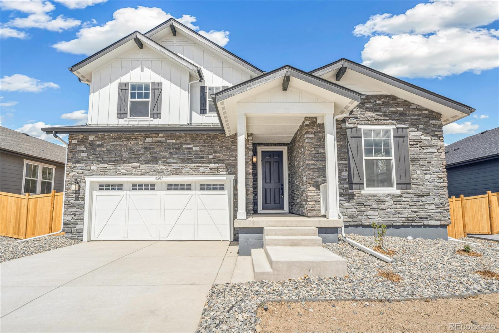 6207 E 155th Place, brighton MLS: 1510687 Beds: 3 Baths: 4 Price: $738,000