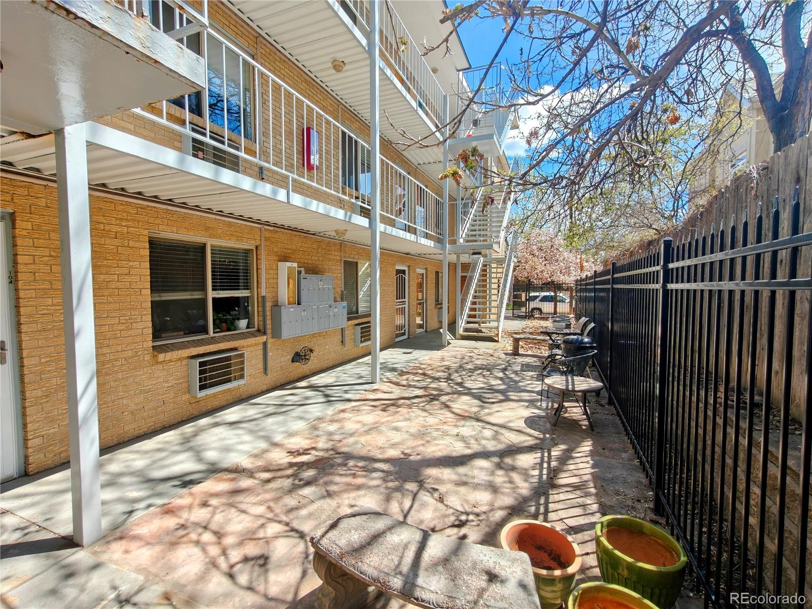 1135 N Elizabeth Street, denver  House Search MLS Picture