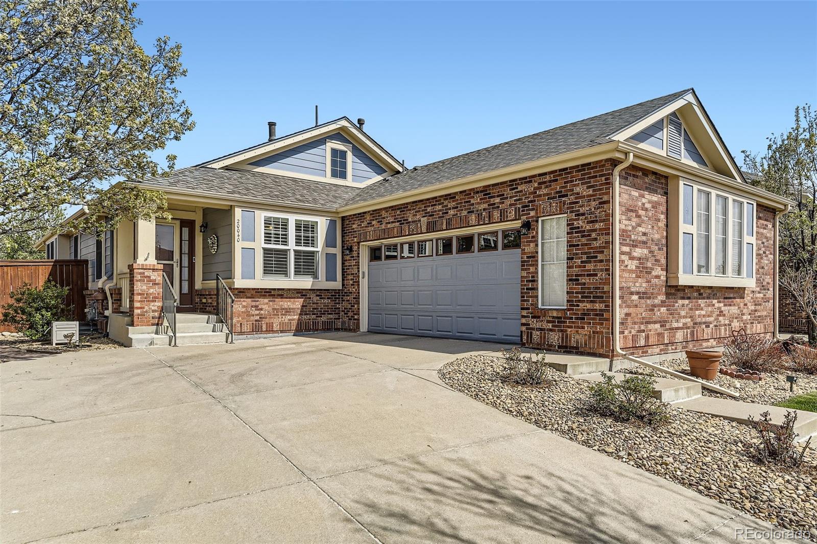 20040 E Doane Drive, aurora MLS: 2939662 Beds: 3 Baths: 2 Price: $560,000