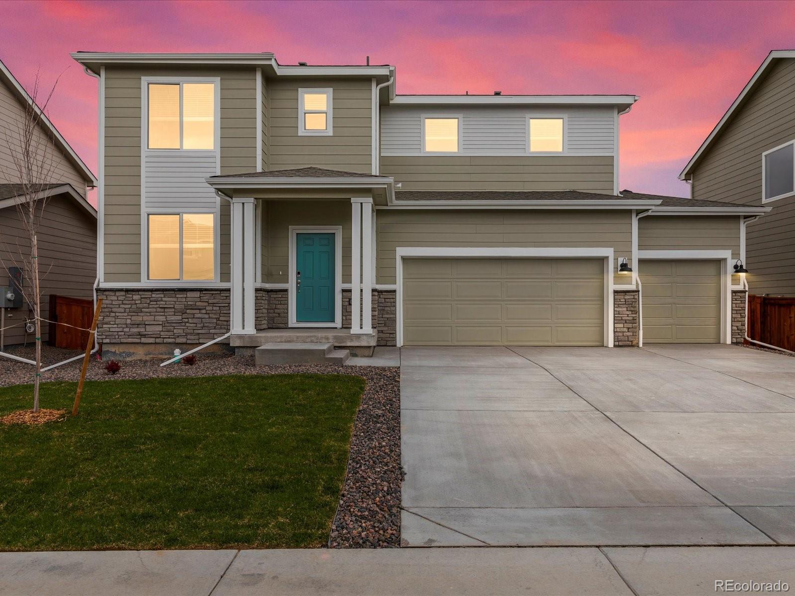 1028  Odessa Lake Road, severance MLS: 3568402 Beds: 4 Baths: 3 Price: $574,990
