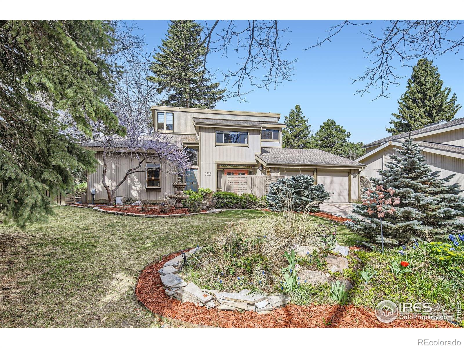 3707  Shelter Cove, fort collins MLS: 4567891031935 Beds: 3 Baths: 3 Price: $699,900