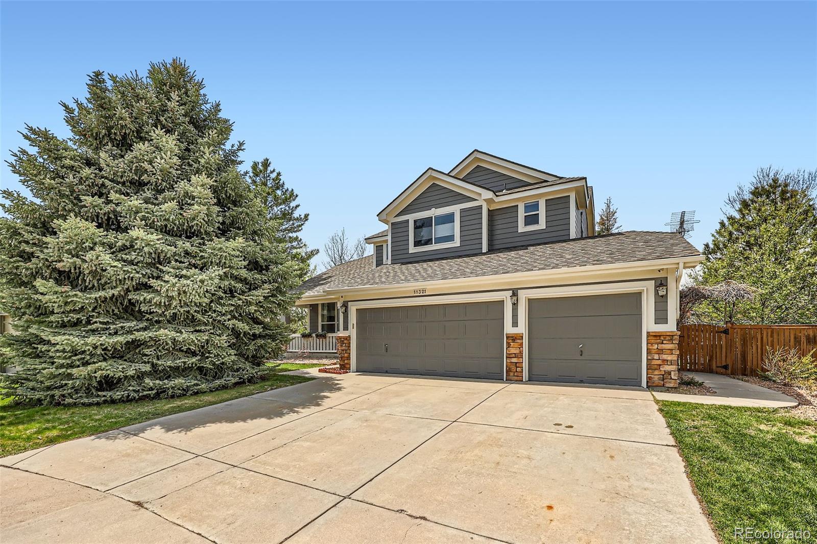 11321  Mesa Verde Place, parker MLS: 8142231 Beds: 4 Baths: 4 Price: $724,999