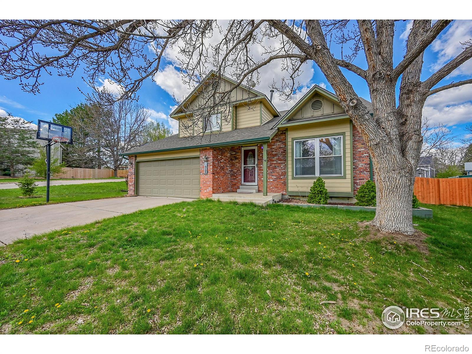 4765 S Garland Street, littleton MLS: 4567891032013 Beds: 3 Baths: 4 Price: $679,400