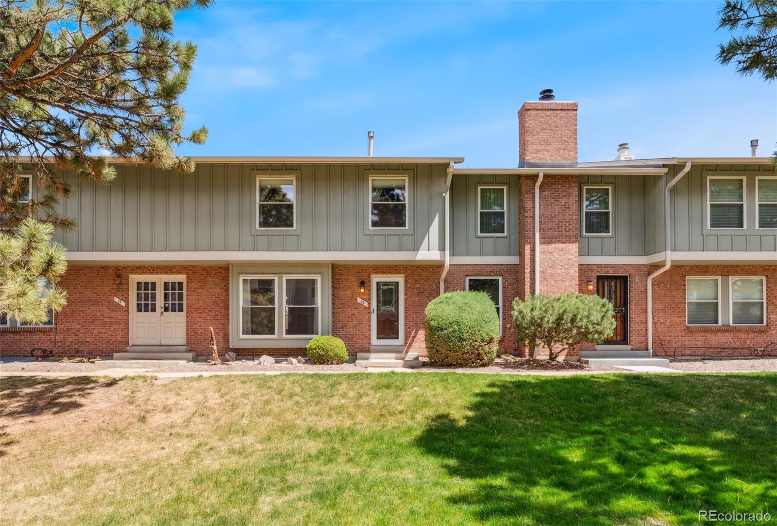 10208 E Jewell Avenue, aurora MLS: 3470515 Beds: 3 Baths: 3 Price: $387,500