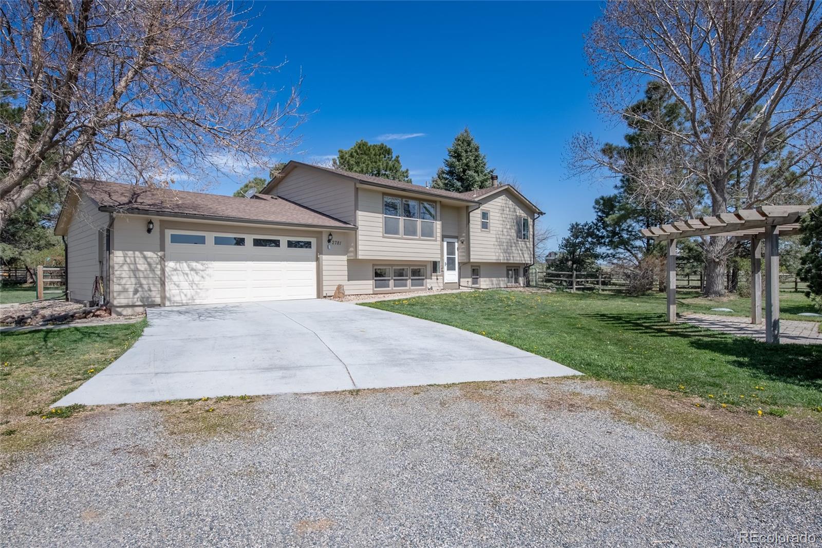 elizabeth  House Search Picture