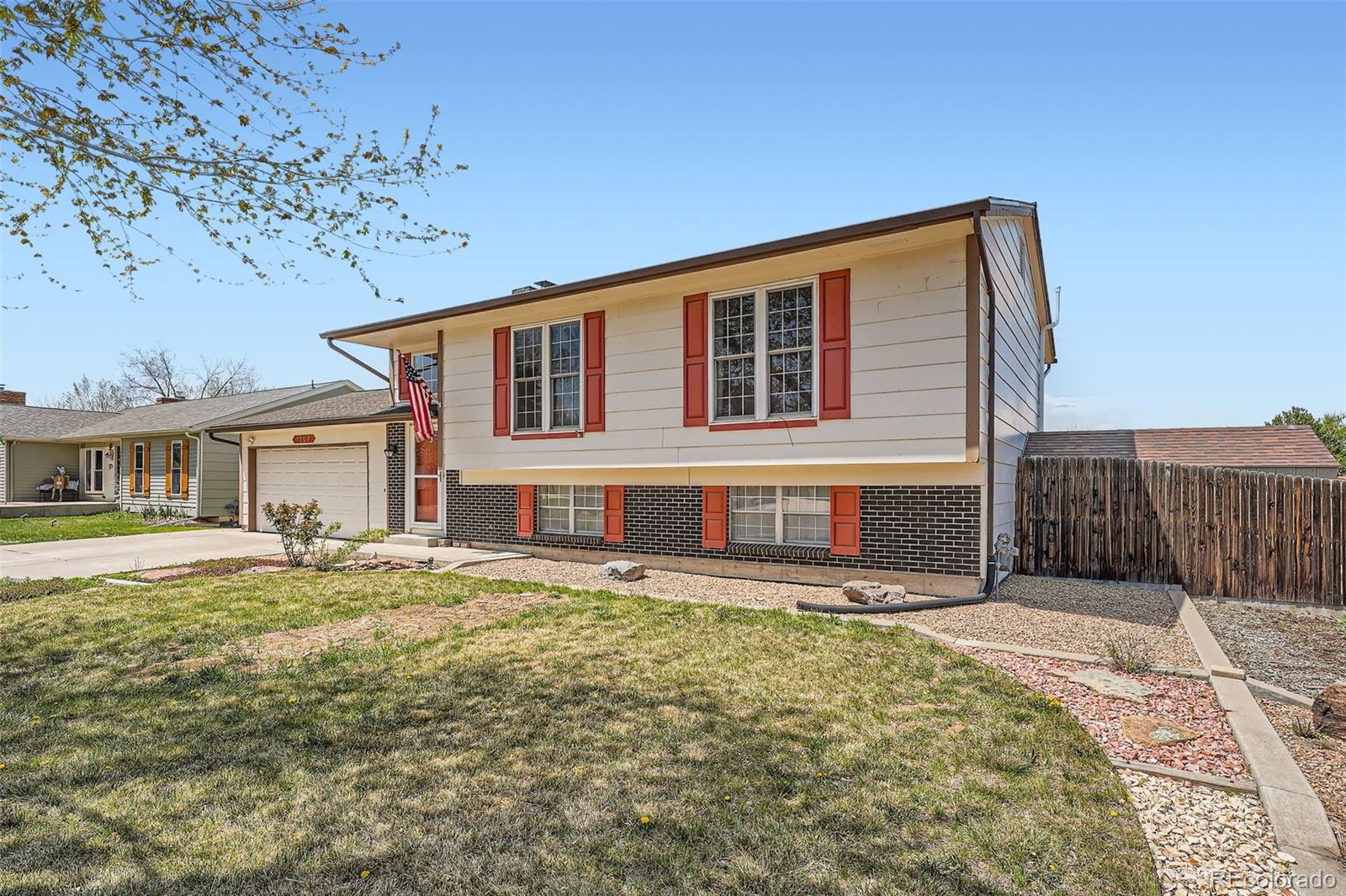 aurora  House Search Picture