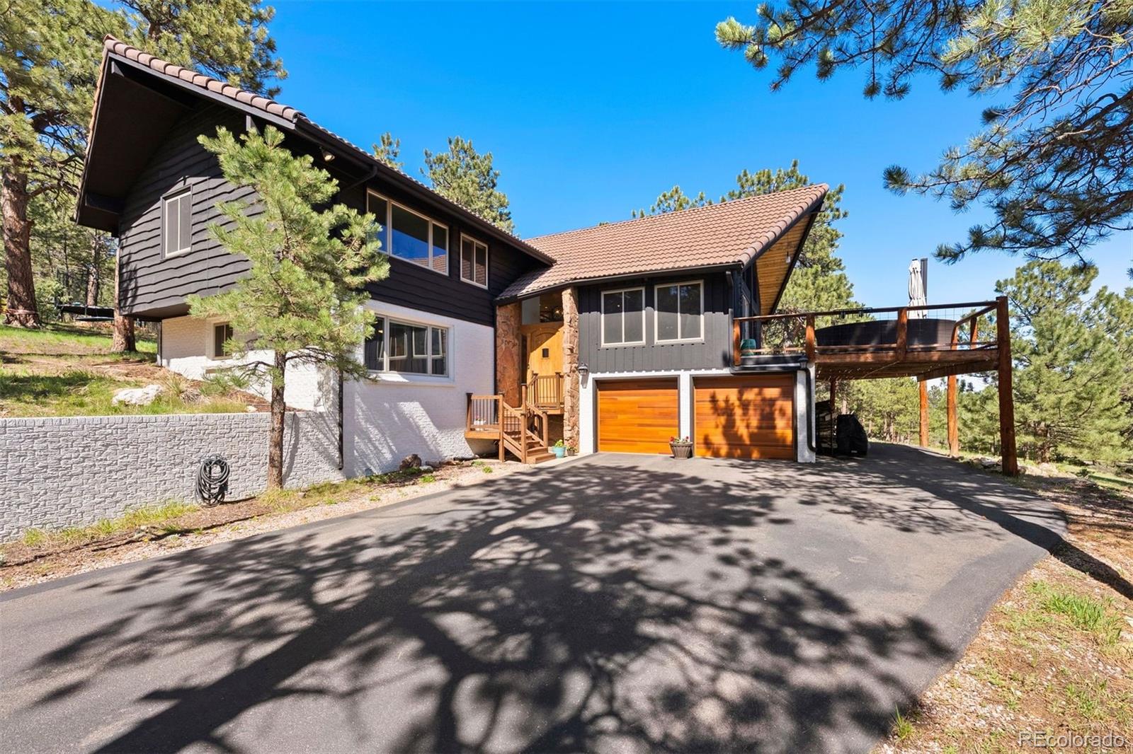 2976  Hiwan Drive, evergreen MLS: 4123721 Beds: 4 Baths: 3 Price: $1,399,000