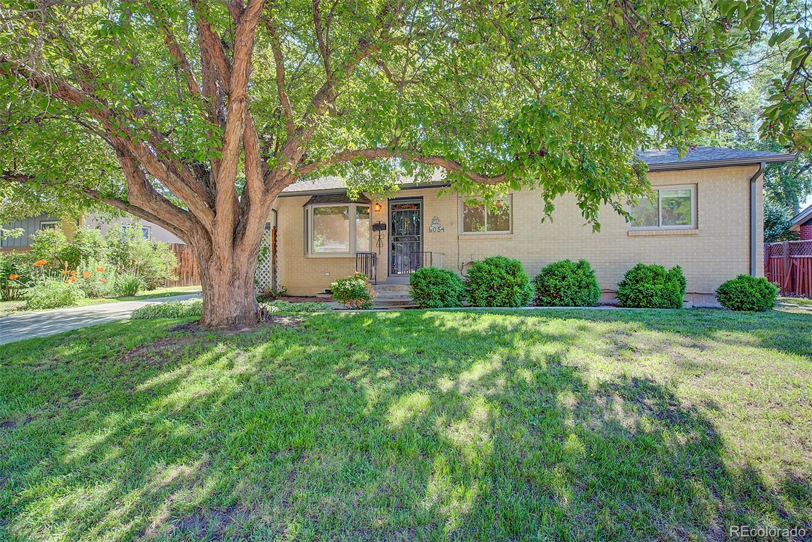 6054  Iris Way, arvada  House Search MLS Picture