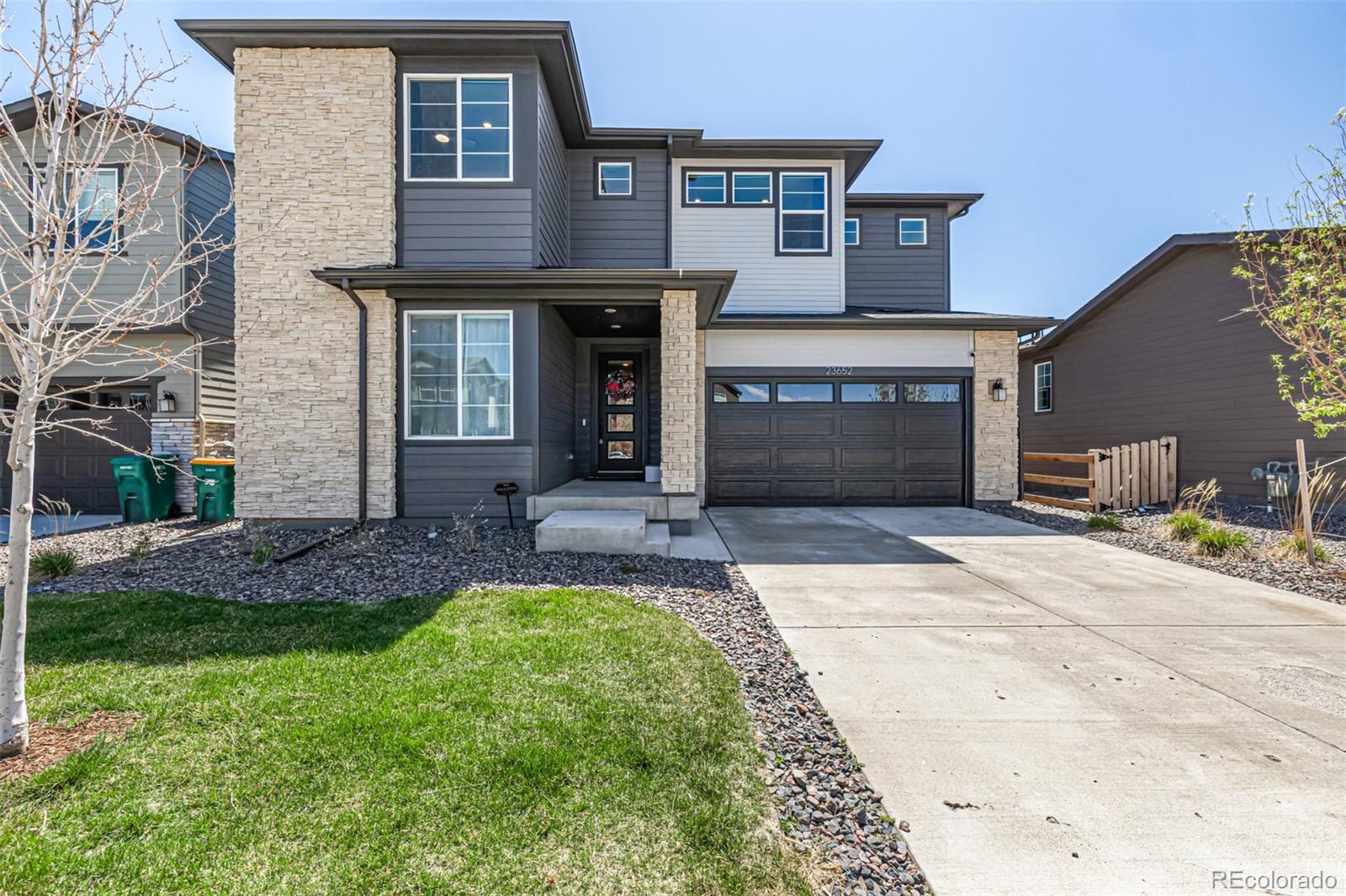23652 E 40th Avenue, aurora MLS: 9371344 Beds: 4 Baths: 3 Price: $700,000