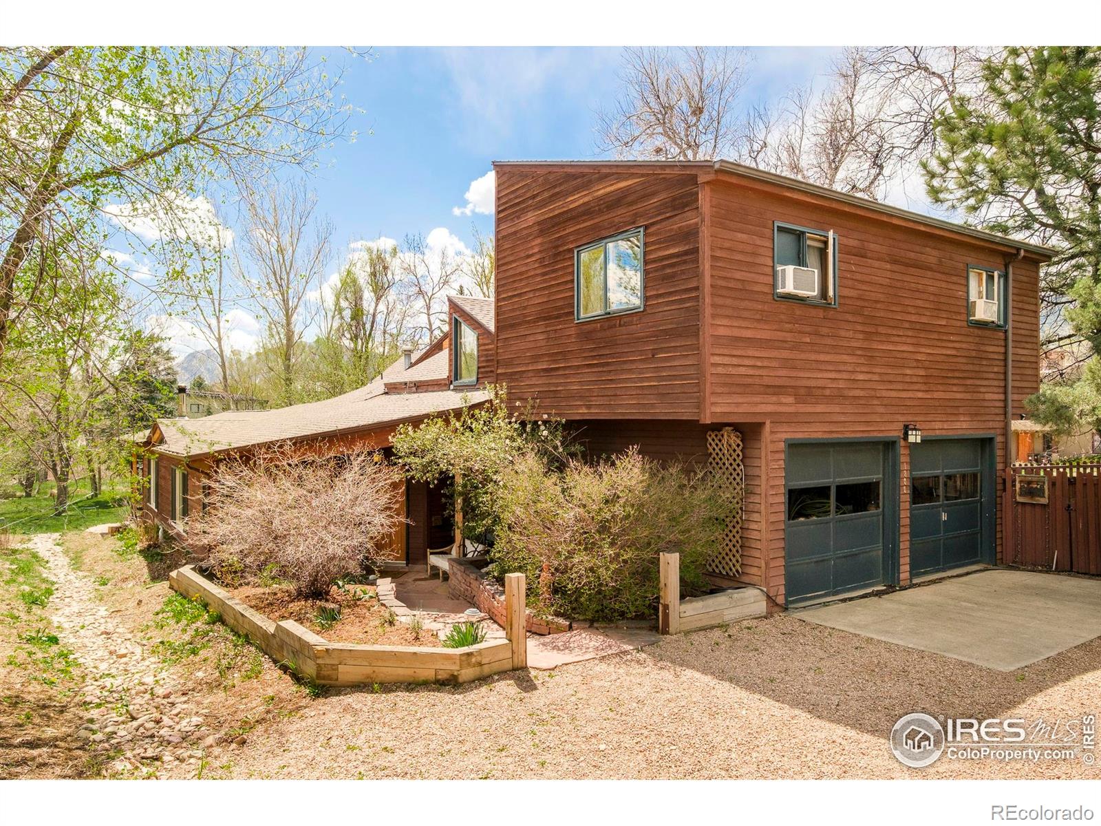 boulder  House Search Picture