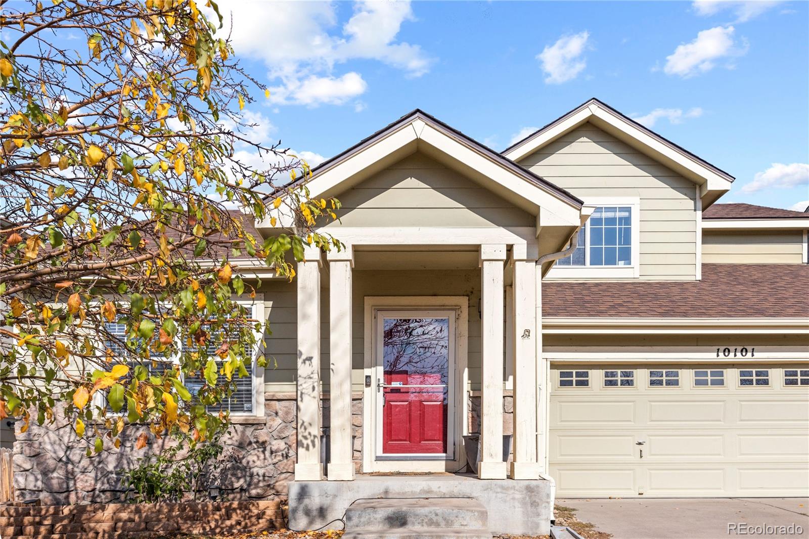 10101 E 112th Way, commerce city MLS: 3056028 Beds: 3 Baths: 3 Price: $525,000