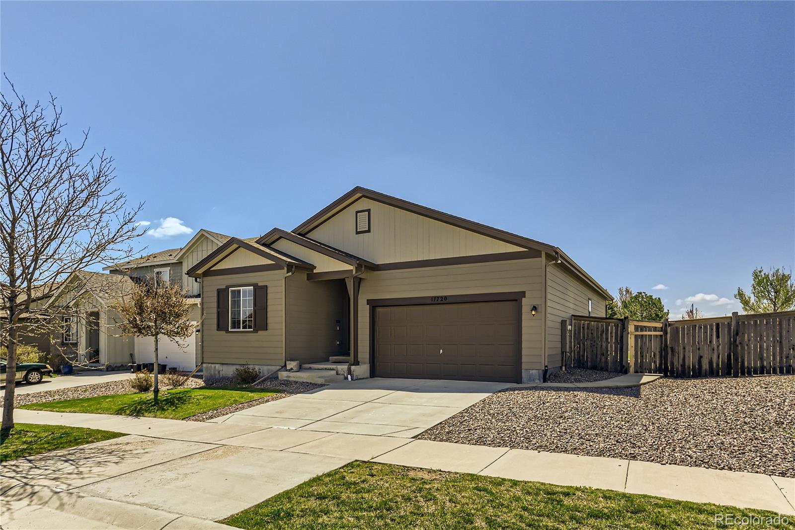 17720  Weymouth Avenue, parker MLS: 2253077 Beds: 3 Baths: 2 Price: $624,998