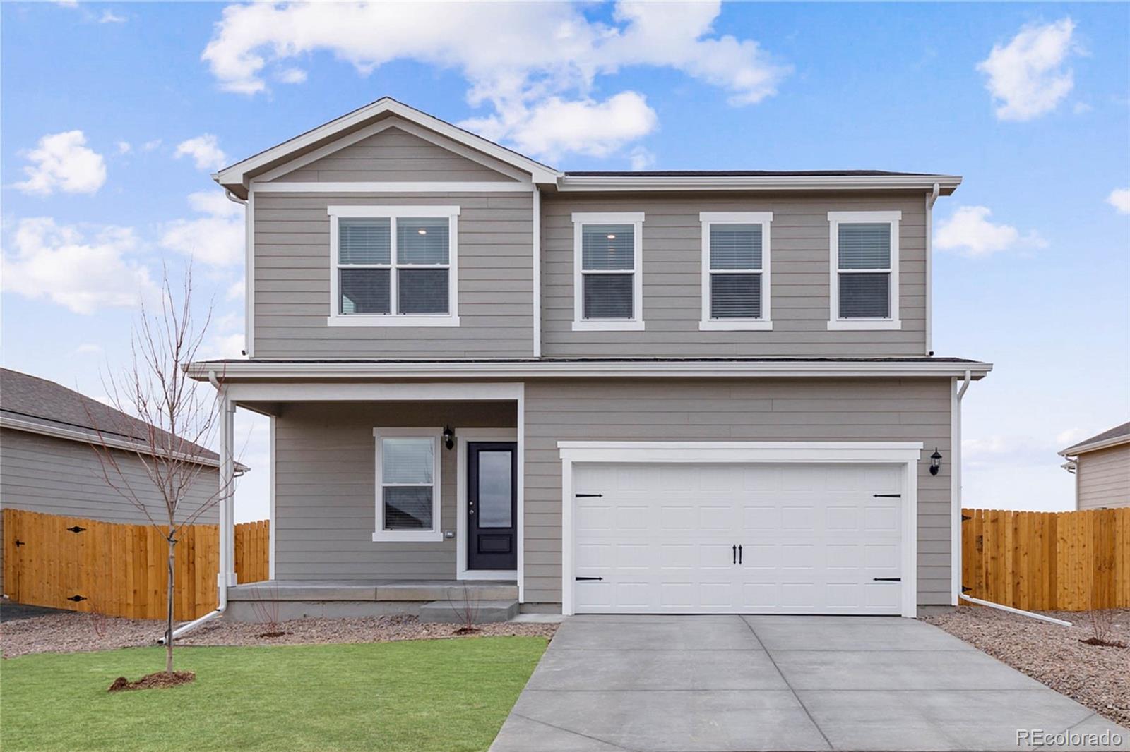 2125  Alyssa Street, fort lupton MLS: 8882460 Beds: 3 Baths: 3 Price: $553,900