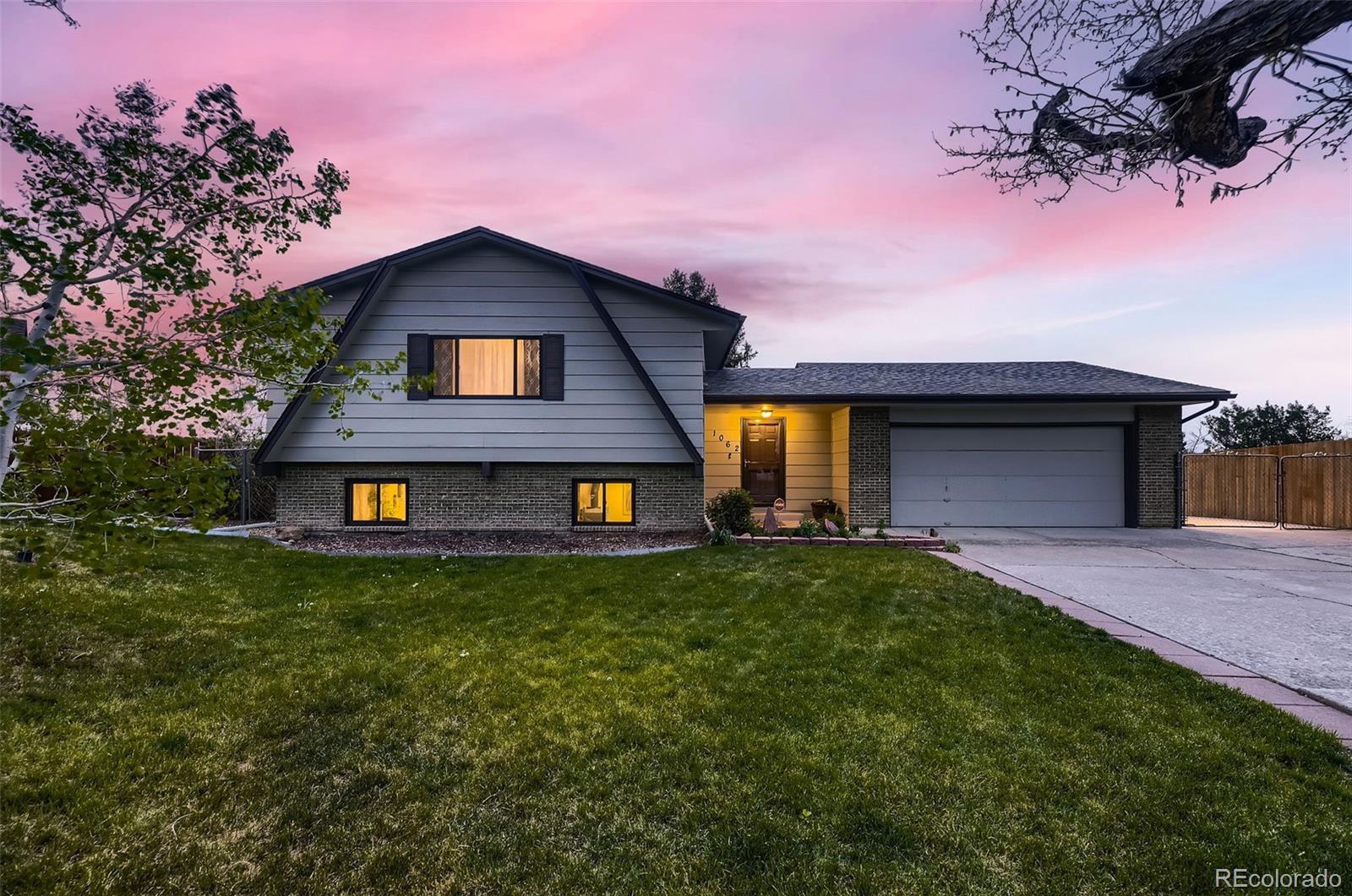 aurora  House Search Picture
