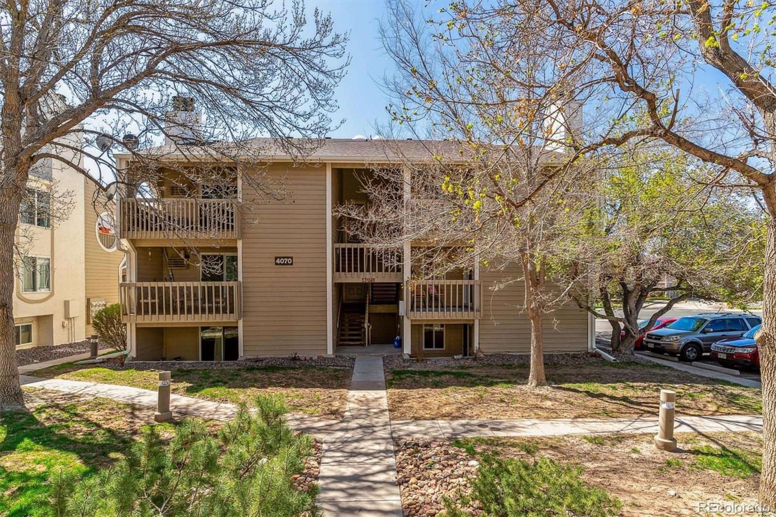 4070 S Atchison Way 203, Aurora  MLS: 9600729 Beds: 1 Baths: 1 Price: $240,000