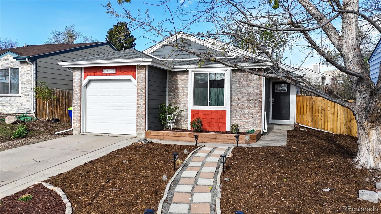 aurora  House Search Picture
