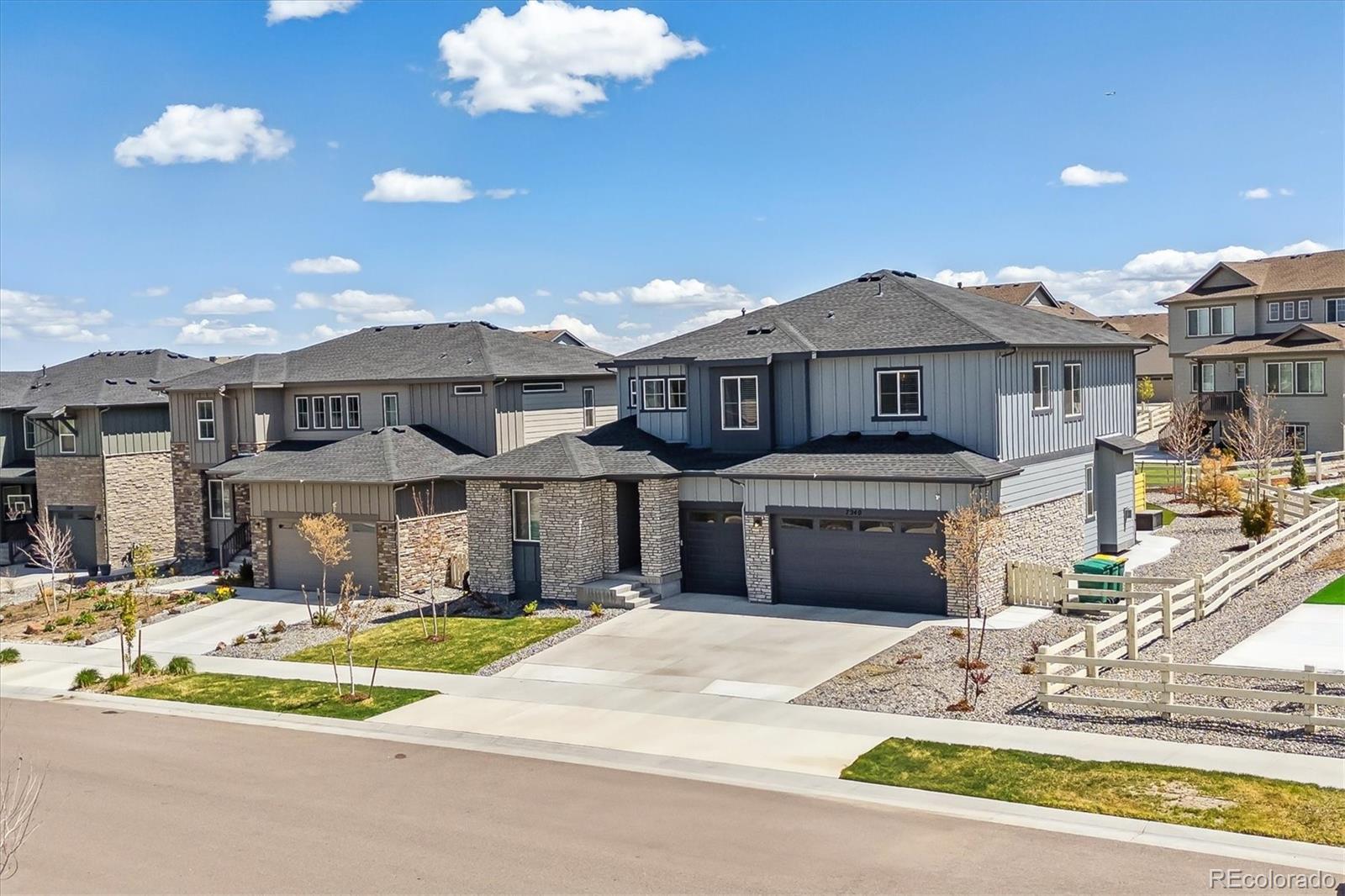 aurora  House Search Picture