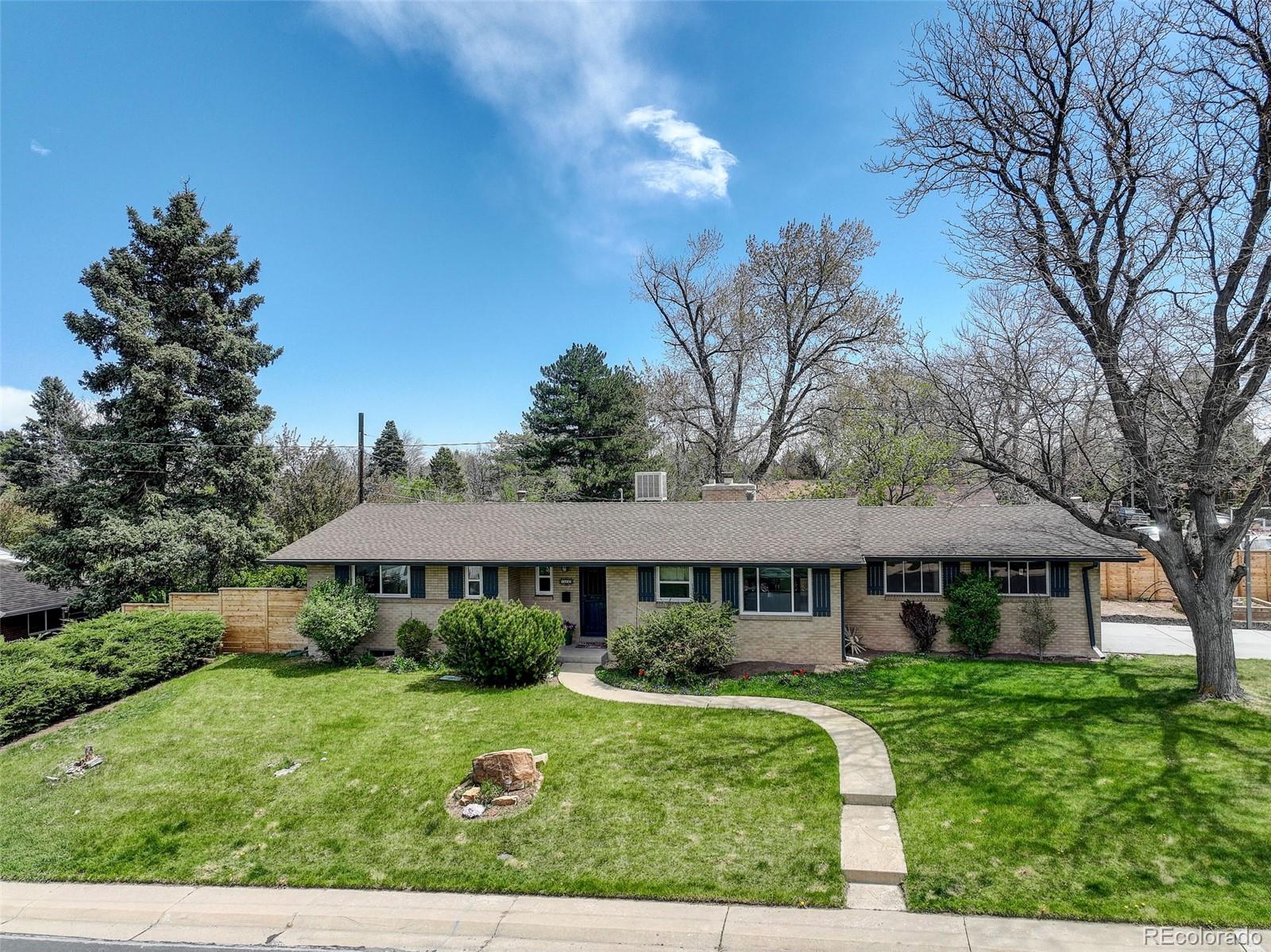 180  Dover Street, lakewood MLS: 6109490 Beds: 5 Baths: 3 Price: $695,000