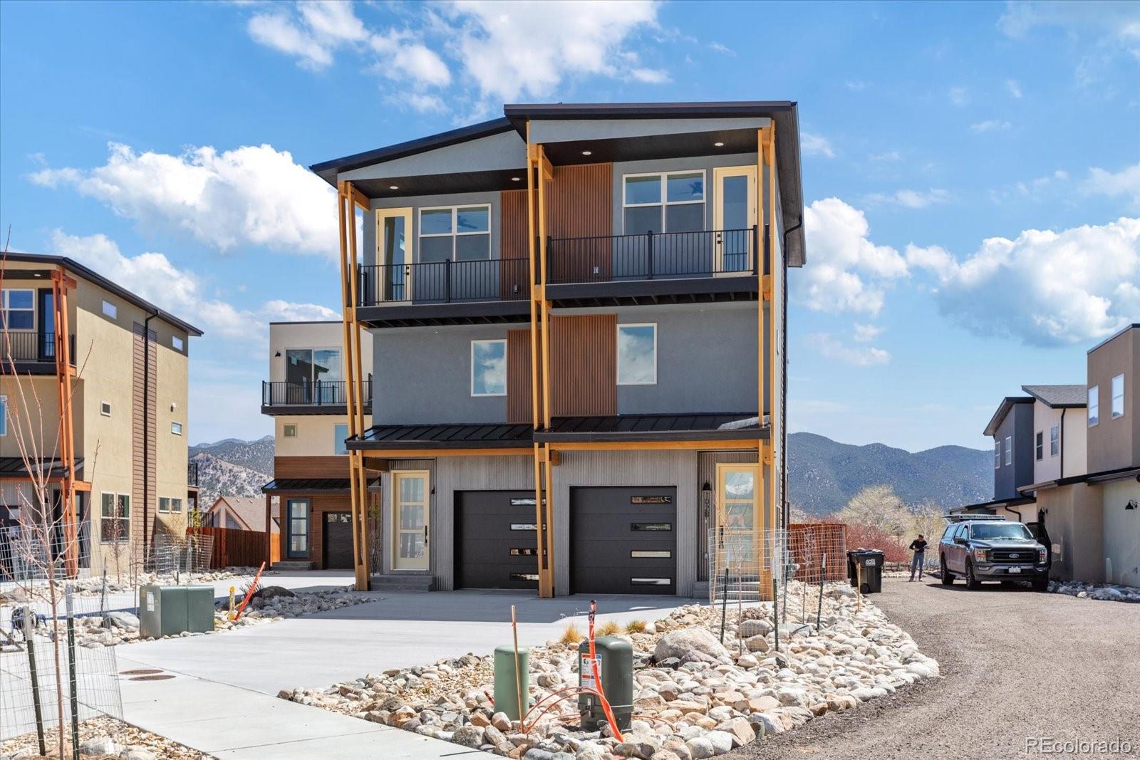 salida  House Search Picture