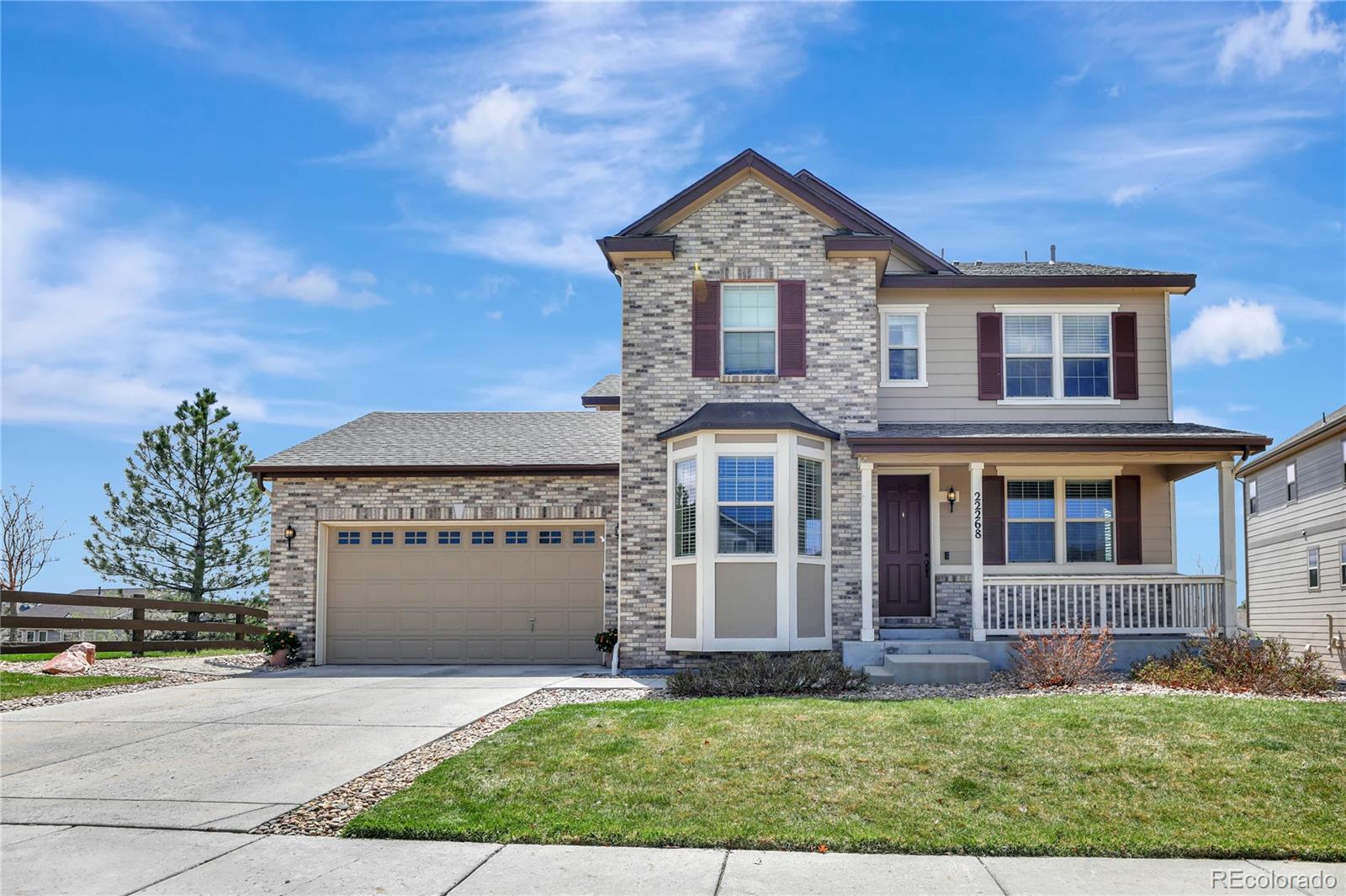 22268 E Hidden Trail Drive, parker MLS: 4247245 Beds: 5 Baths: 4 Price: $929,900