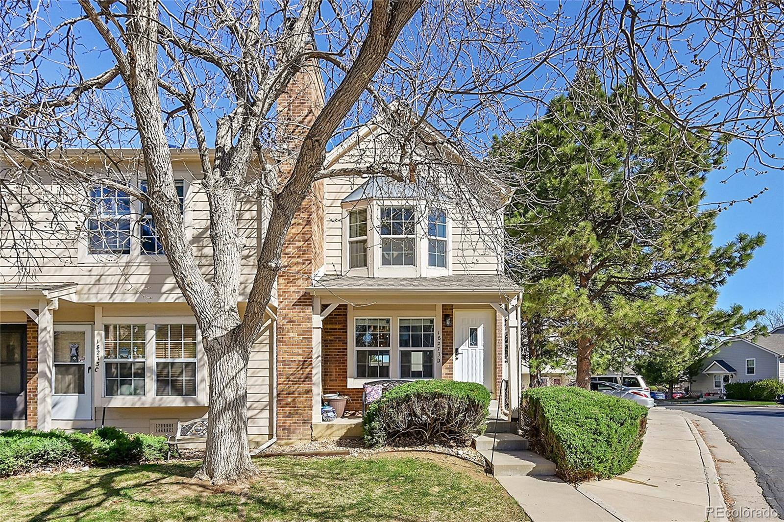 18273 E Arizona Avenue D, Aurora  MLS: 8984223 Beds: 2 Baths: 2 Price: $299,900