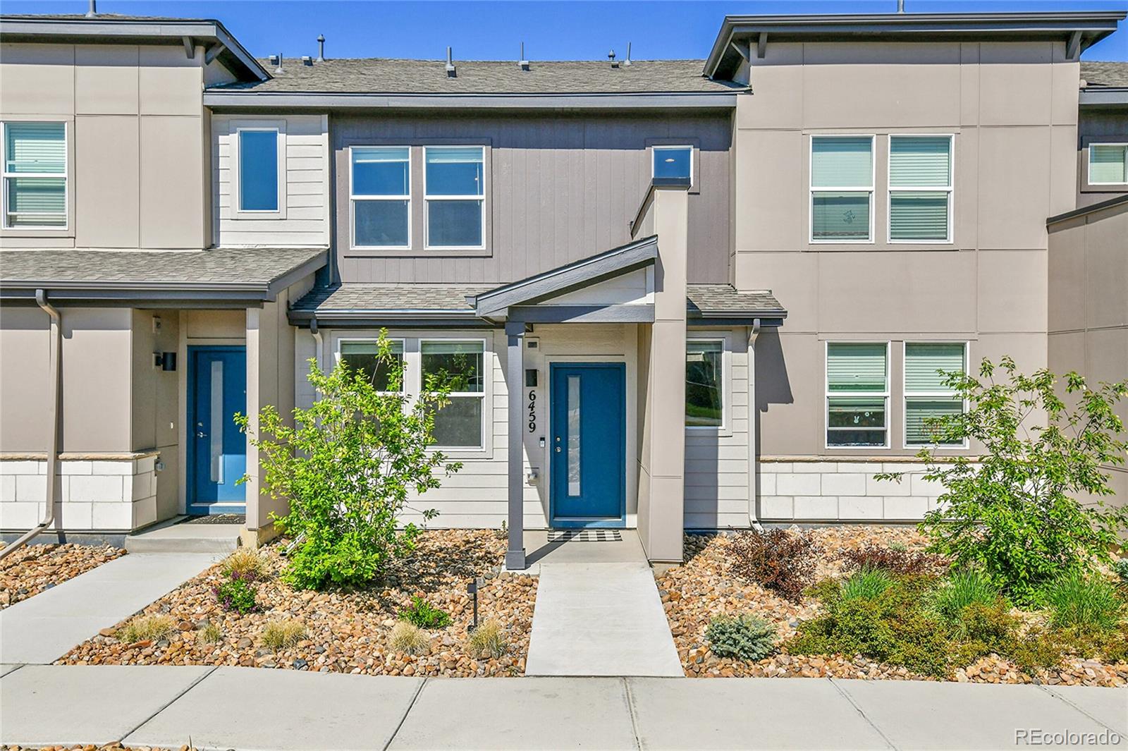 6459 N Dunkirk Street , Denver  MLS: 6161770 Beds: 3 Baths: 3 Price: $415,000