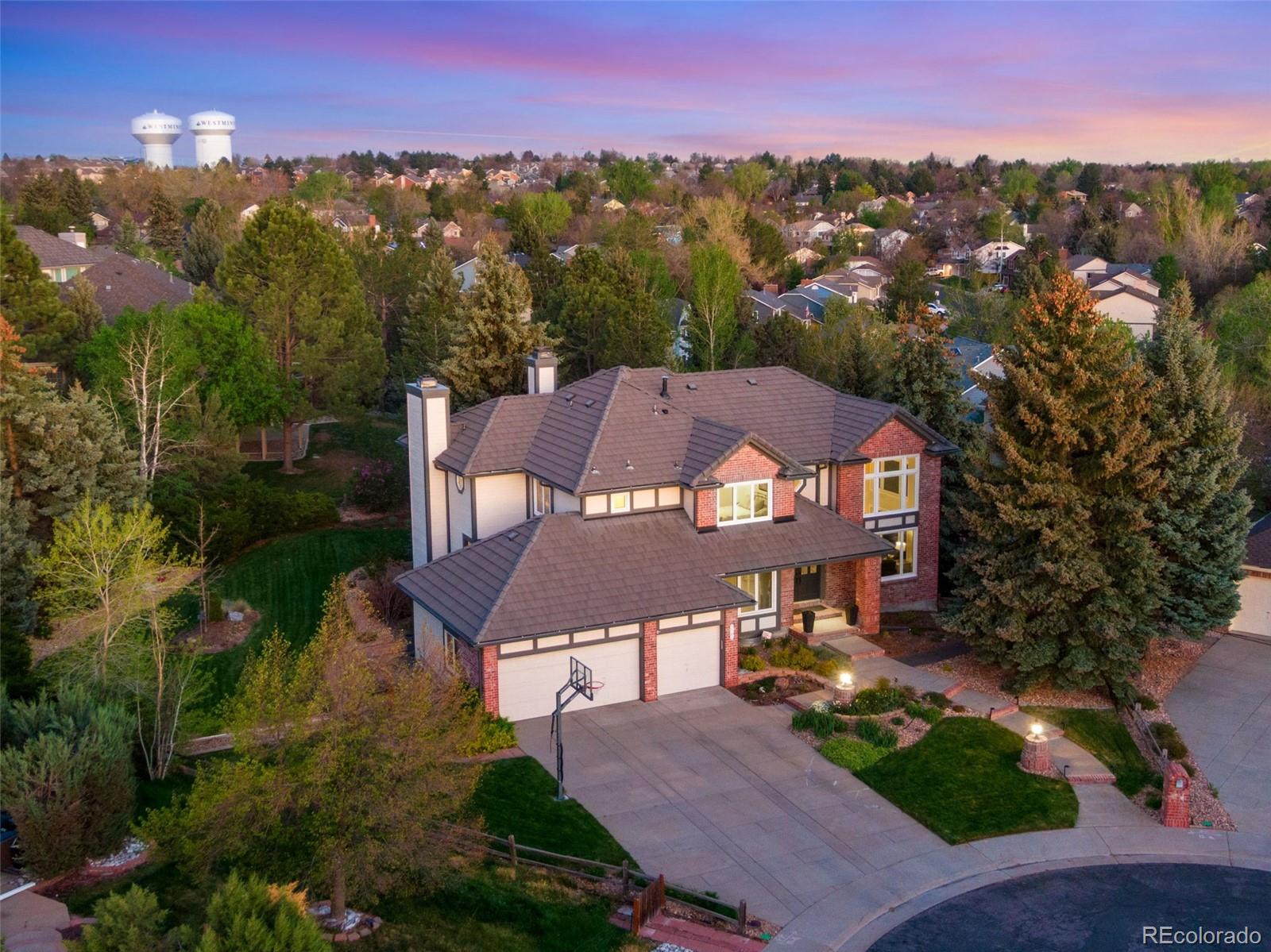 9980  Newton Court, westminster MLS: 9919078 Beds: 4 Baths: 5 Price: $1,200,000