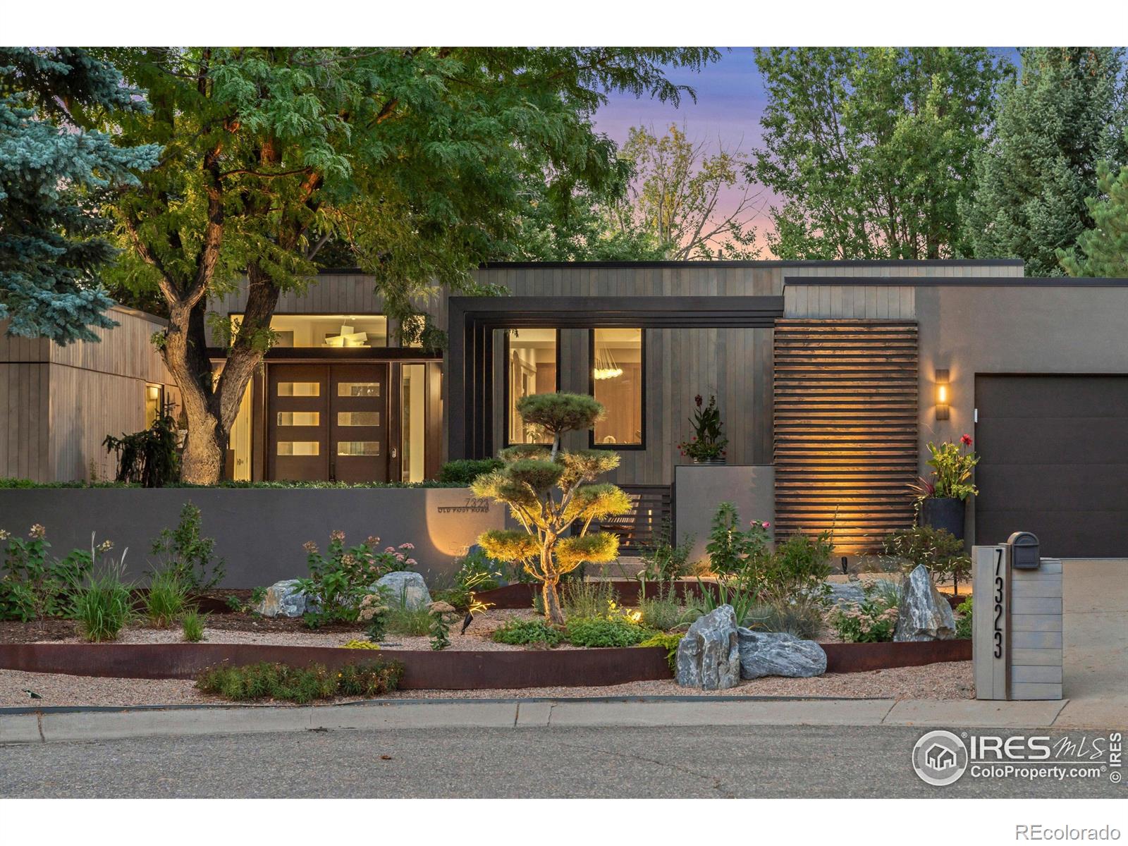 7323  Old Post Road, boulder MLS: 4567891032776 Beds: 3 Baths: 4 Price: $3,295,000