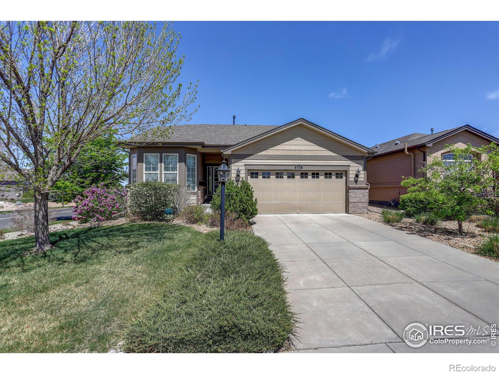 8255 E 150th Place, thornton MLS: 4567891032786 Beds: 3 Baths: 2 Price: $645,000