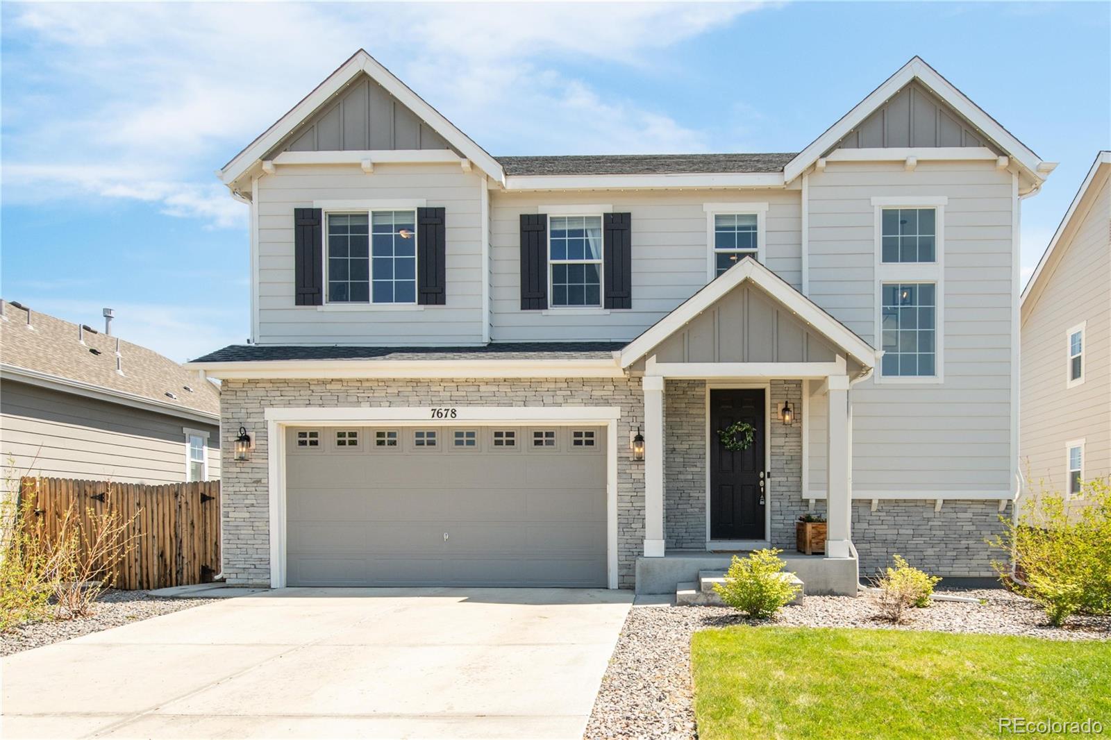 7678 S Old Hammer Way, aurora MLS: 8910965 Beds: 5 Baths: 4 Price: $749,000