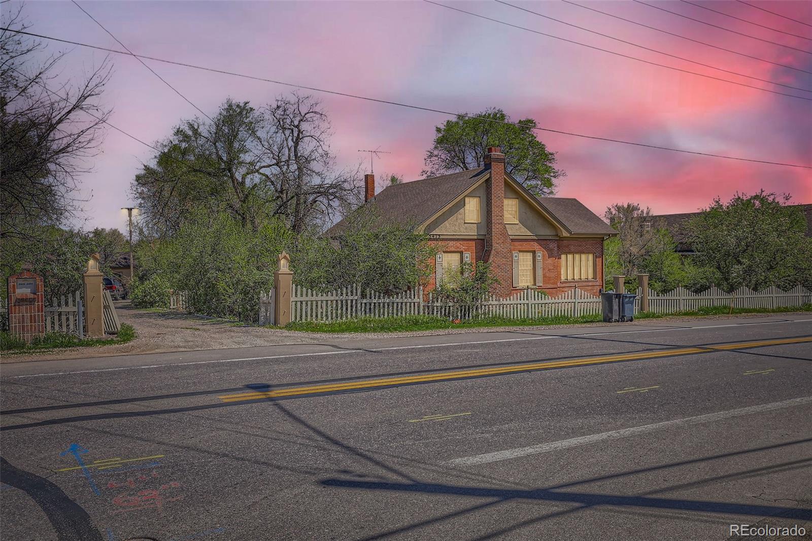 5475 W 1st Avenue, lakewood MLS: 7650804 Beds: 3 Baths: 2 Price: $1,350,000