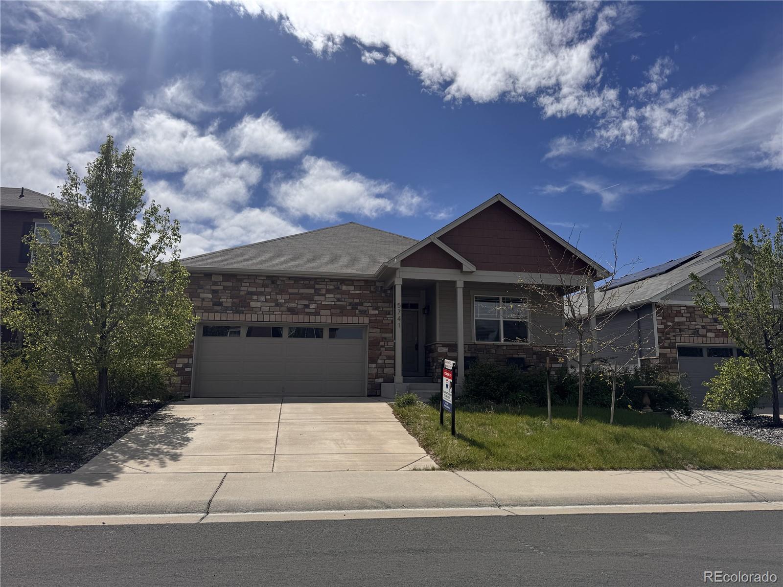 5741  Echo Park Circle, castle rock MLS: 6711105 Beds: 4 Baths: 2 Price: $625,000